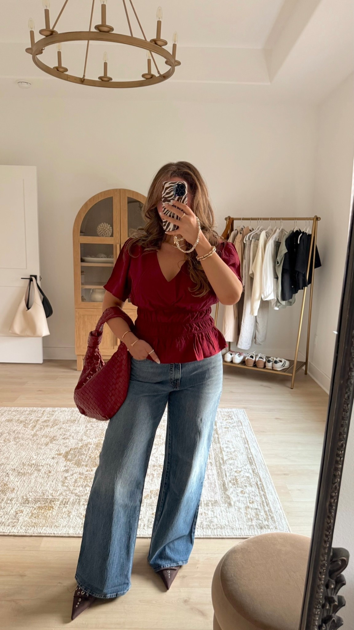 #walmartpartner NEW FALL ARRIVALS 🍂 from @walmartfashion #walmartfashion like these Jessica Simpson jeans, lightweight top on the perfect shade of burgundy & MAJOR look for less heels 👠 everything fit true to size 
