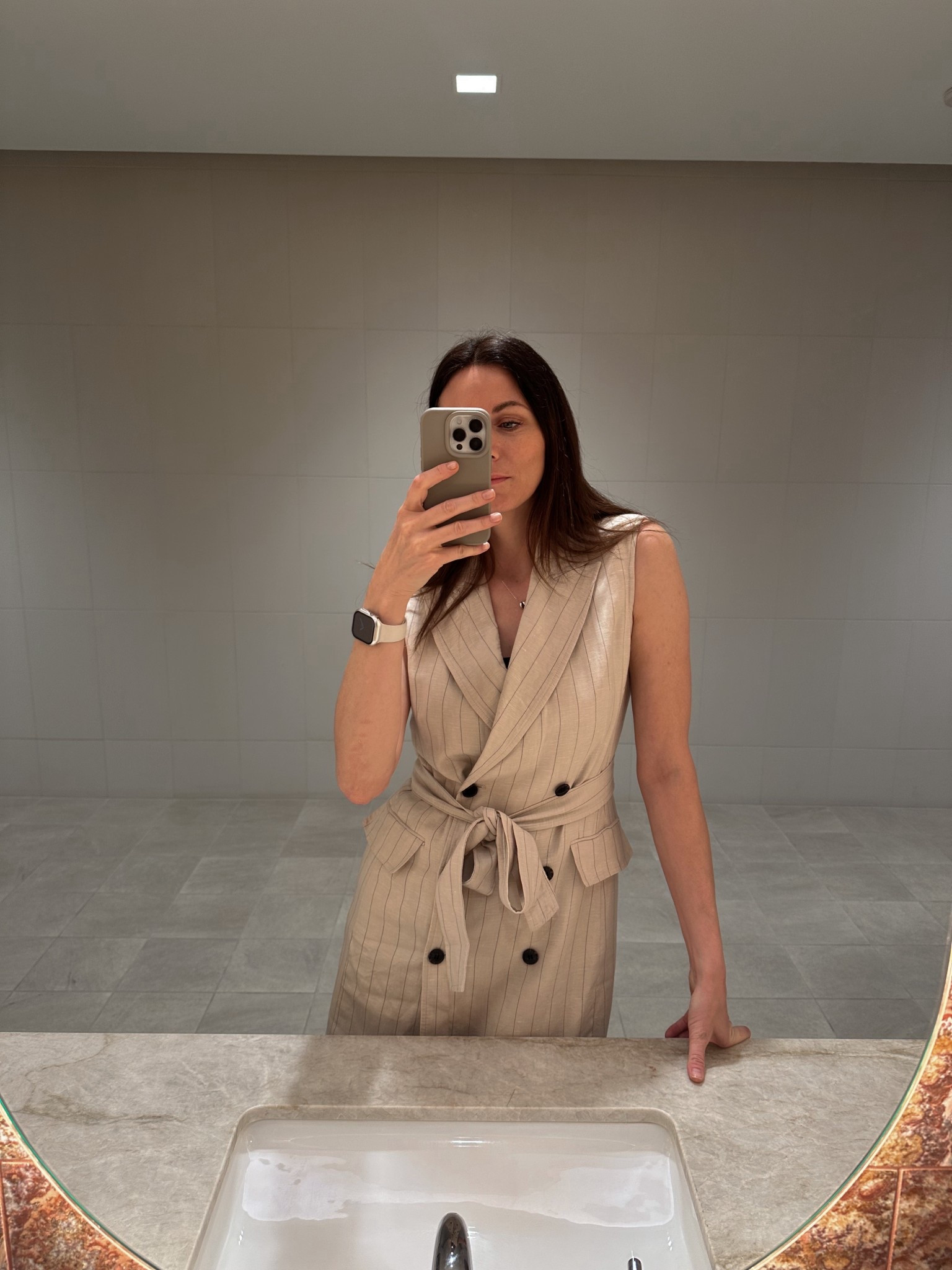 I love this suit dress. It’s so stylish and fits so nicely. A great piece to wear at the office. 

I got size L and the length is perfect for me. For reference I’m 5’10



#LTKFindsUnder50 #LTKWorkwear #LTKTall