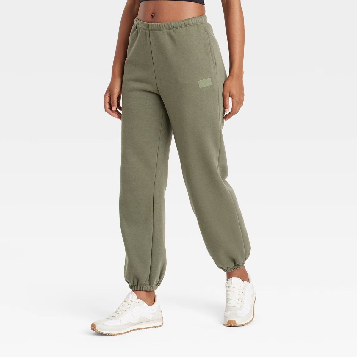 Women's Fleece Mid-Rise Cinched Jogger Sweatpant - JoyLab™ | Target