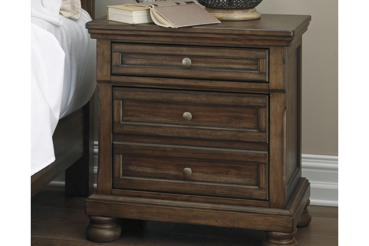 Flynnter Nightstand | Ashley