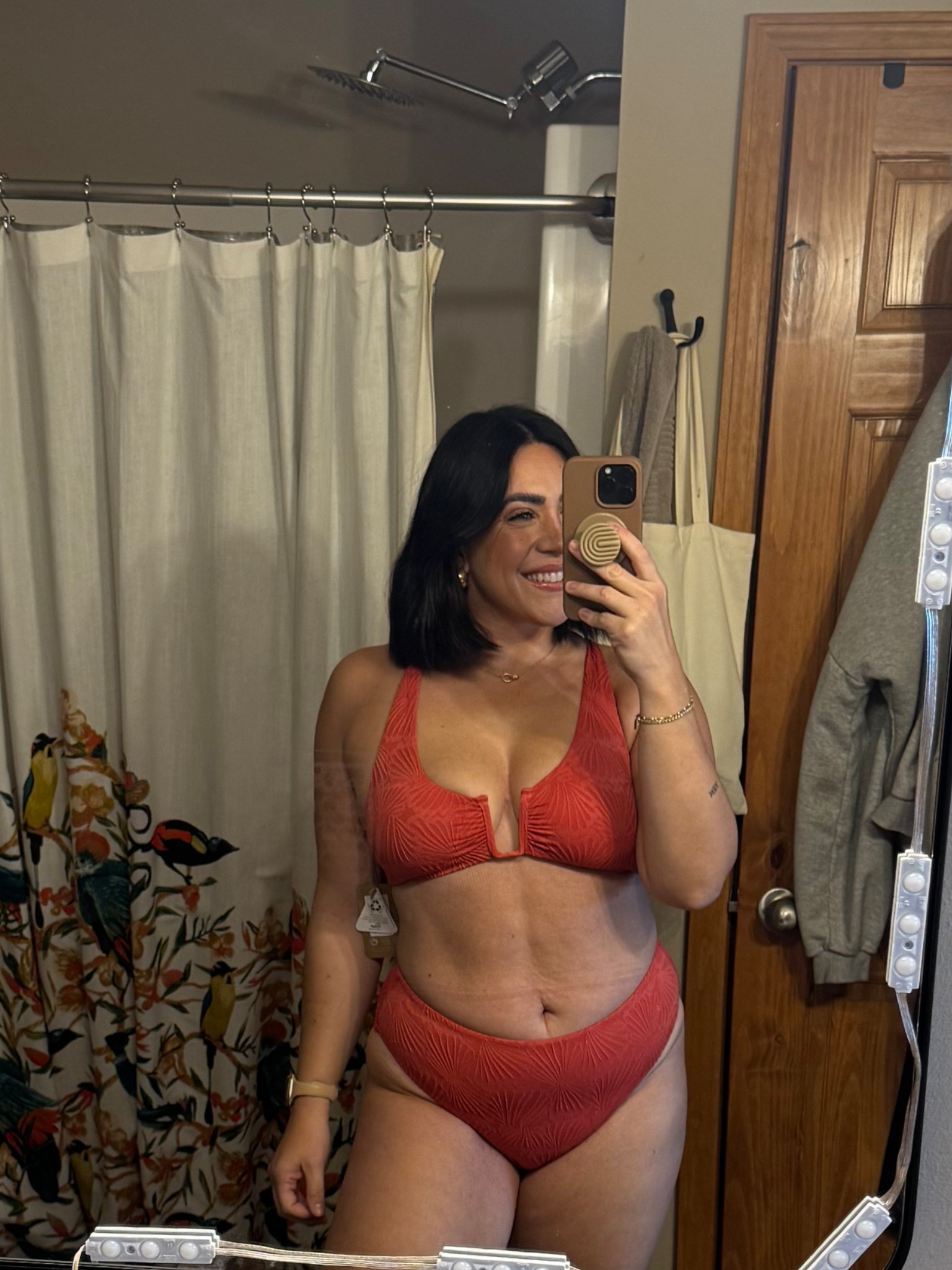 Midsize swimsuit 👀👀 

Runs small I did a L, size up to be safe. I’m a 36D / DD 

#LTKMidsize #LTKSwim #LTKFindsUnder100