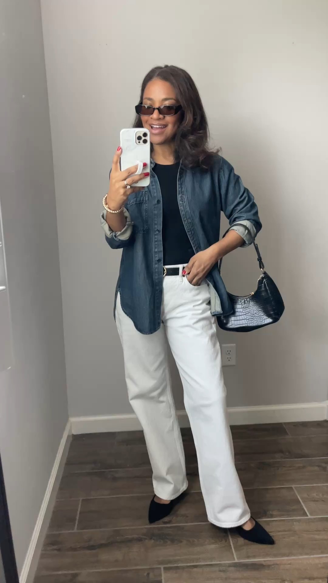 Today’s OOTD! Small in tops. Medium typically in sweaters. Pants are size small or 4, jeans are a size 27 regular 

#ltkfindsunder50 #ltkstyletip #ltkfindsunder100 

#LTKWatchNow