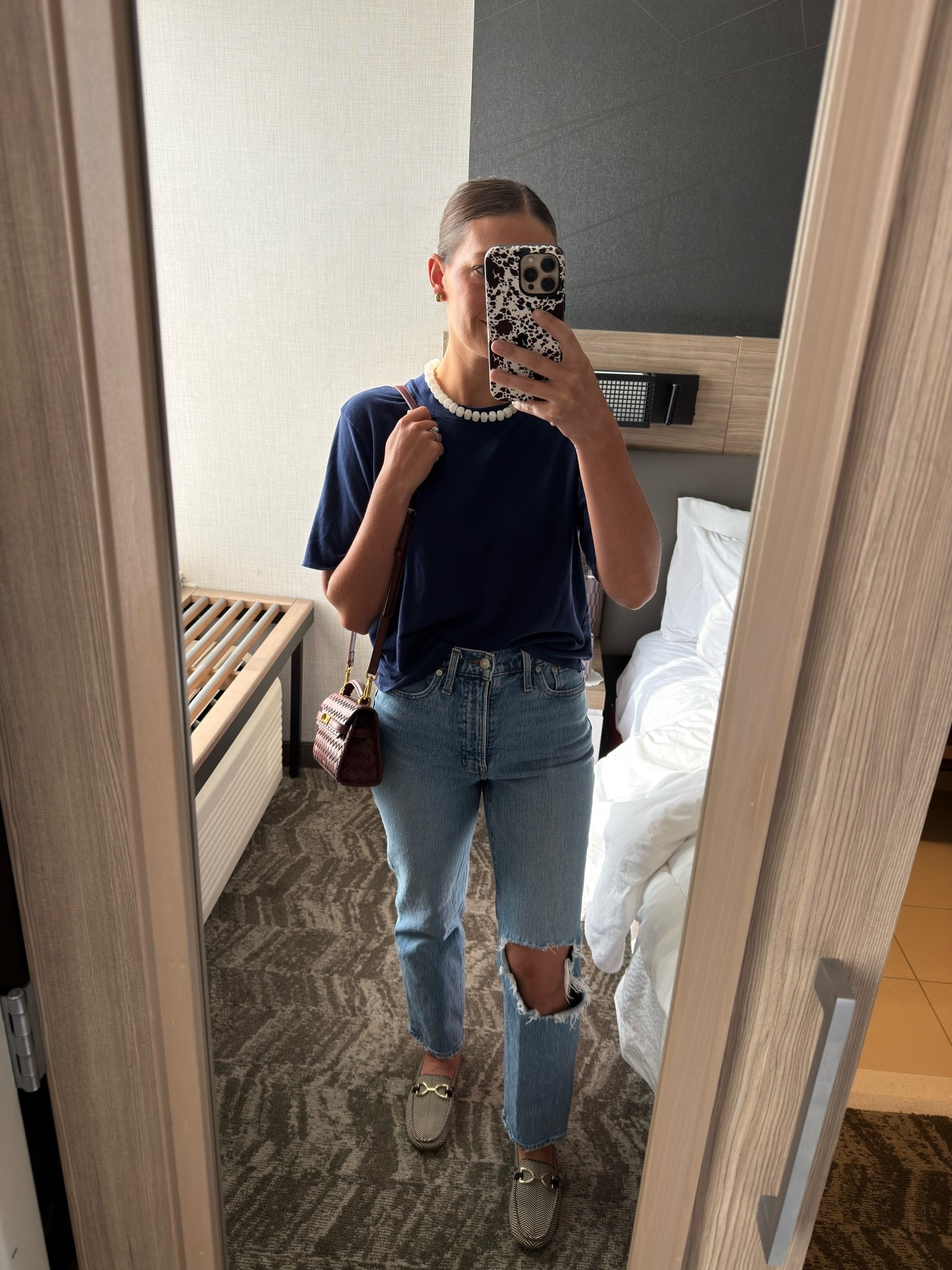 Today’s ootd

#LTKmomlife #LTKmorningroutine #LTKootd