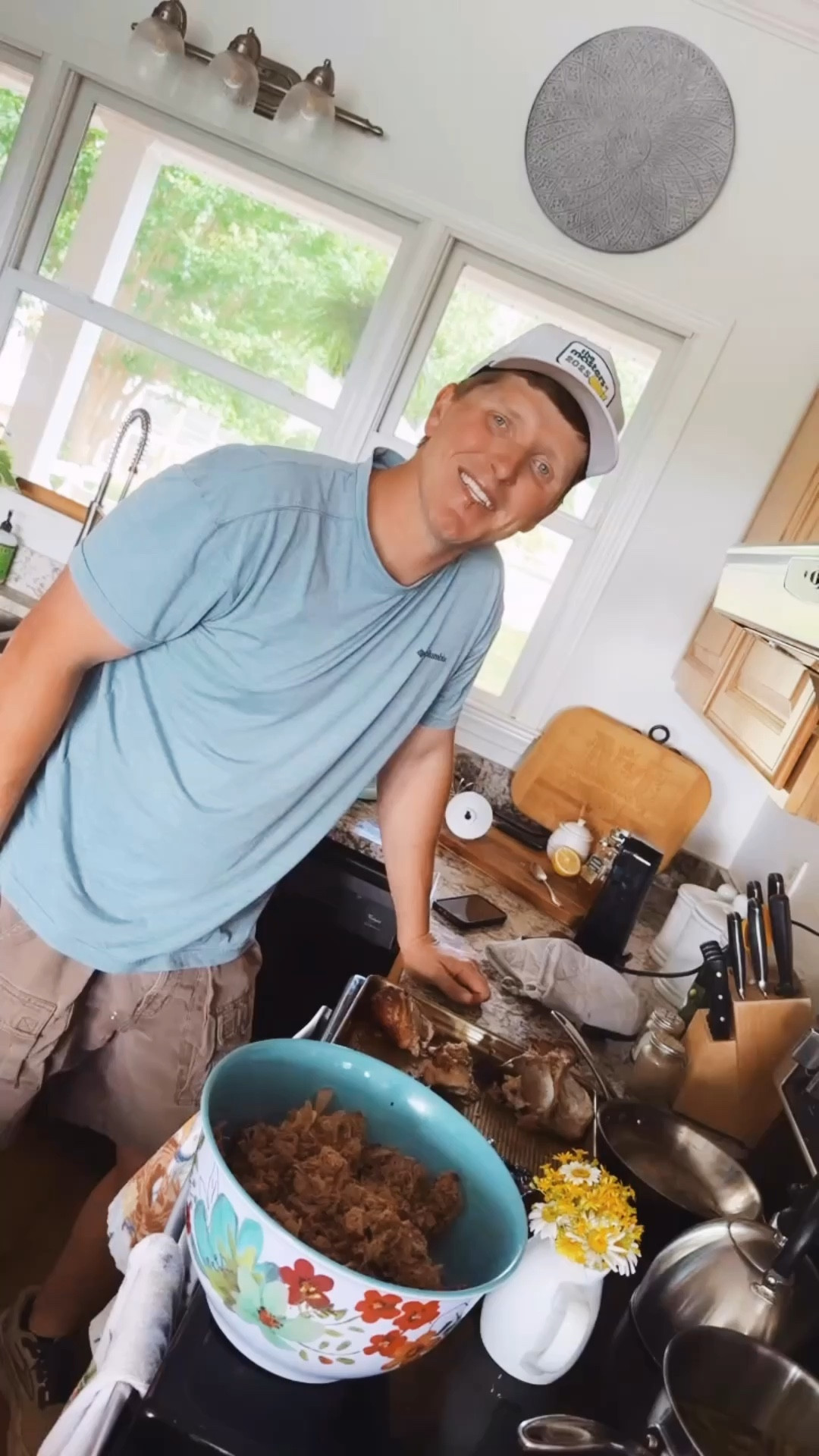 When your hubby makes a Boston butt 🍗🍖 for Sunday lunch 😋 - yum!!! 🤤 