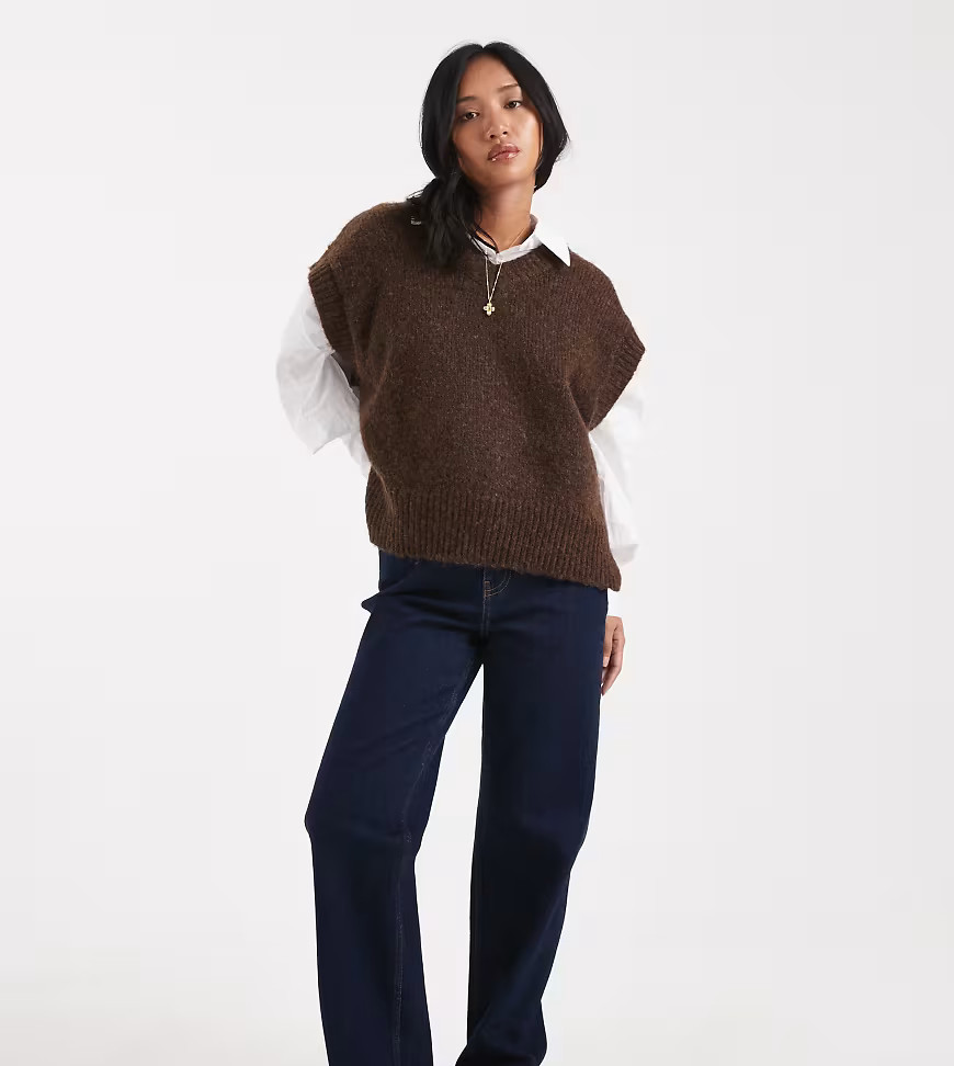 Miss Selfridge Petite straight leg jean in indigo wash-Blue | ASOS (Global)