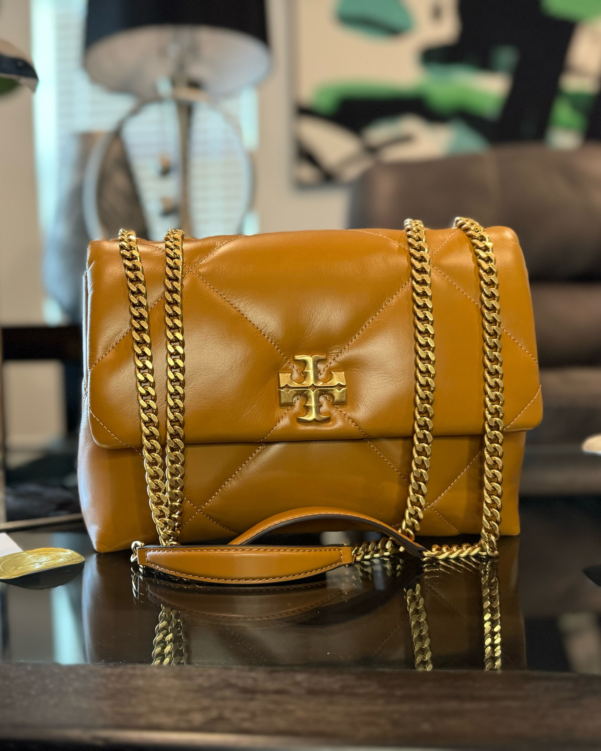 Introducing the Tory Burch Diamond Quilted Kira Bag in Tan! It’s luxurious and versatile, perfect for any occasion! #ToryBurch #ToryBurchKira

#LTKItBag #LTKStyleTip