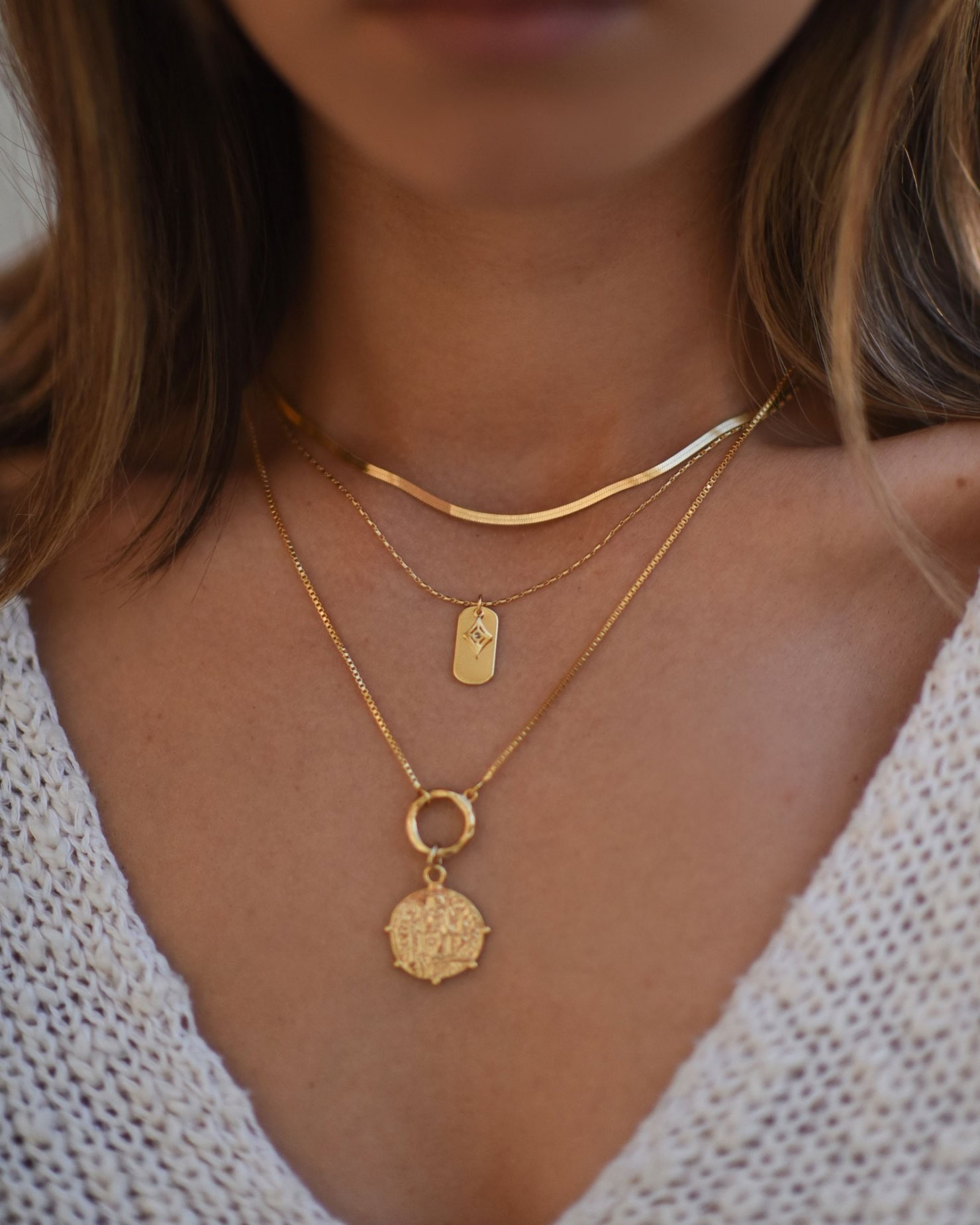 Zoe Coin Necklace – SOPHIYA | SOPHIYA