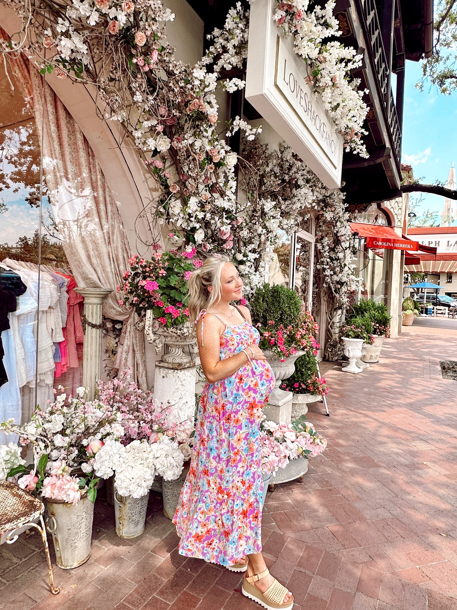 Adorable floral/solid sun dresses for summer! Not maternity but can be bump friendly! 

Tj Maxx / sun dress / bump friendly / floral / wedding guest / target / shoes / Abercrombie 

#LTKunder100 #LTKsalealert #LTKstyletip
