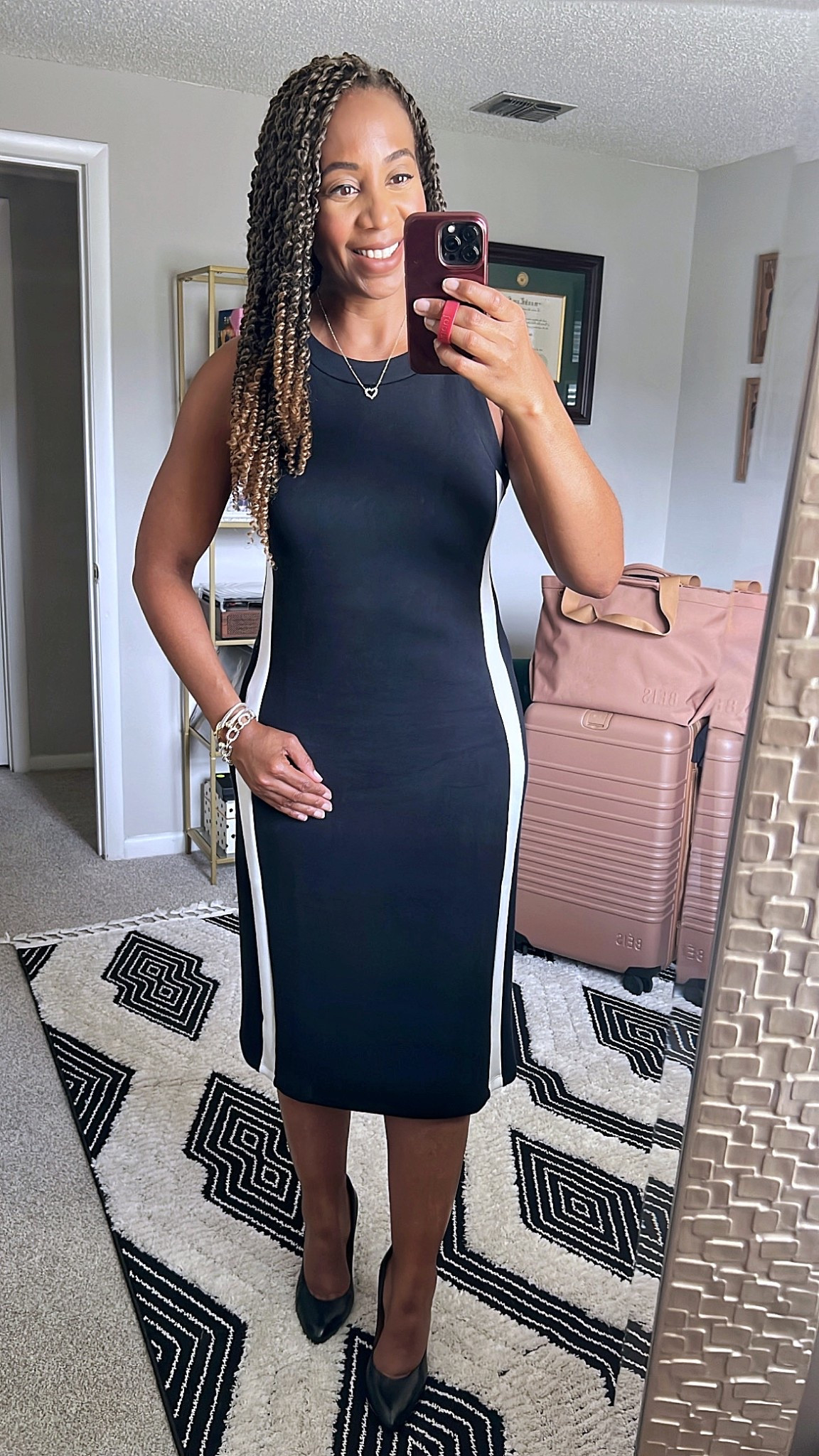 Outfits Lately - Office Workwear 

I’ve been wearing this @Spanx Air Essentials Side Stripe Tank Midi Dress on repeat lately. It’s a closet staple especially for the summer. And it’s so easy to dress up with a few accessories. Unfortunately it’s mostly sold out but I’m linking a few other favorites.

•Spanx Air Essentials Side Stripe Tank Midi Dress (old)
•Kendra Scott Ari Heart Pendant Necklace (old)
•Kendra Scott Kaia Hoop Earrings
•Sezane Magda Heels

Women's fashion, summer fashion, summer style, summer outfits, summer outfit inspo, summer ootd, trendy fashion, chic style, activewear, Spanx, workwear dress

#LTKWorkwear #LTKOver40 #LTKActive #LTKSeasonal #LTKStyleTip #LTKMidsize