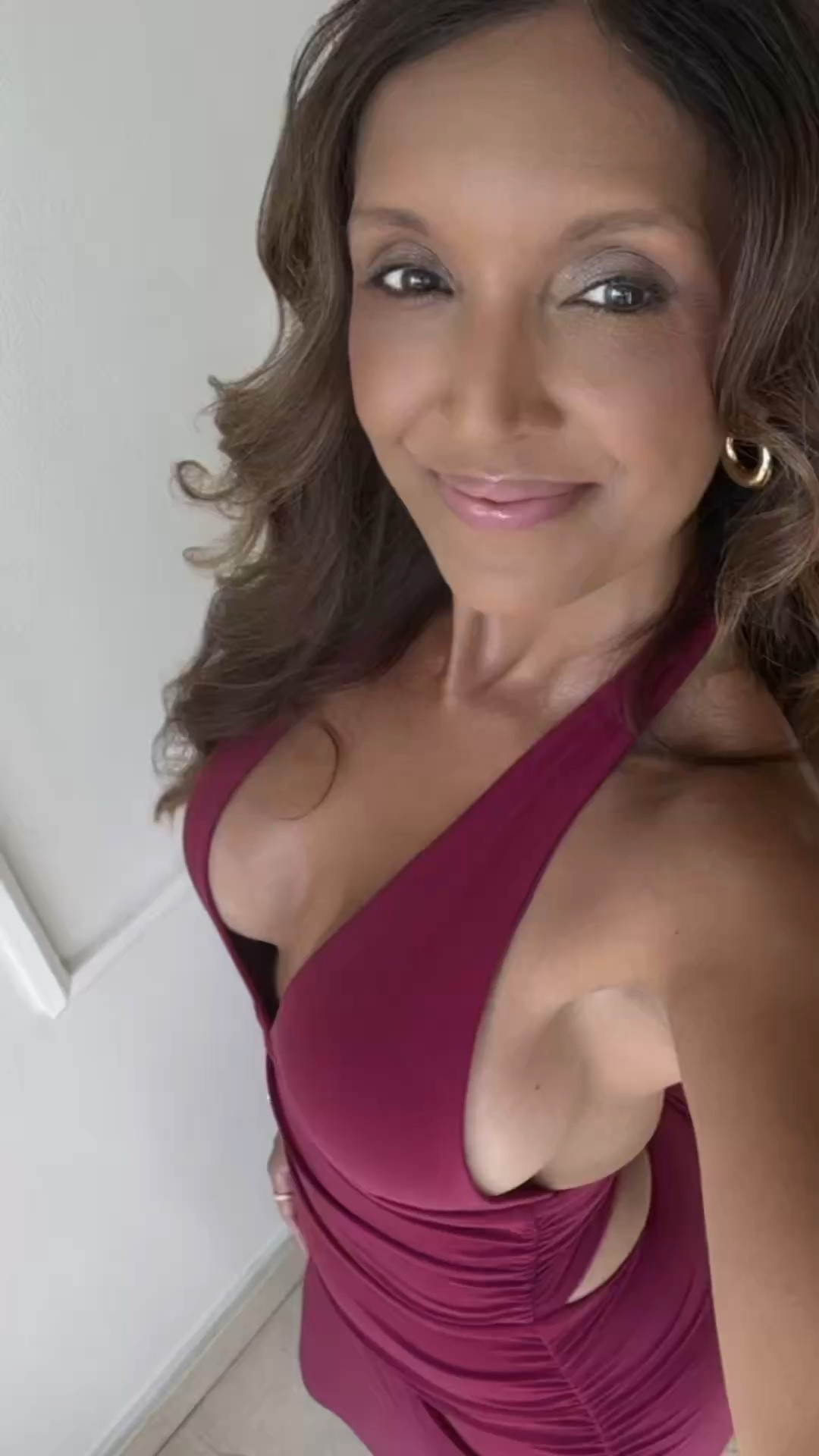 A dress that’s elegant, comfortable, and made me feel so confident. ✨

The exact colour I’m wearing has sold out, but I’ve linked the same dress in all the other available colours. If you have a wedding, vacation, or special event coming up, this is one I would definitely recommend. 🤍

#LTKcanada #LTKwedding #LTKpartywear