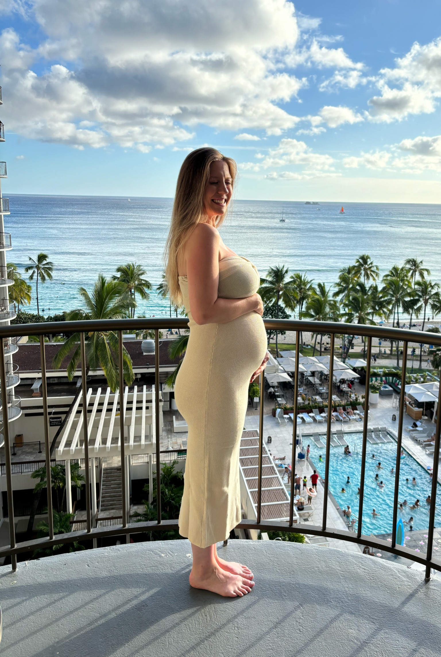 Bump friendly babymoon dresses! I’m wearing a small and it’s uber stretchy so perfect for postpartum too!

#LTKBump #LTKBaby #LTKStyleTip