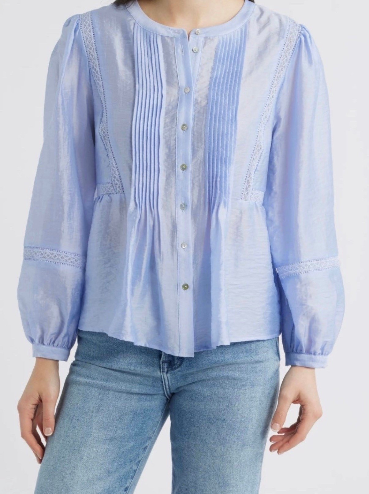 Spring top


#LTKSeasonal #LTKstyletip #LTKfindsunder100