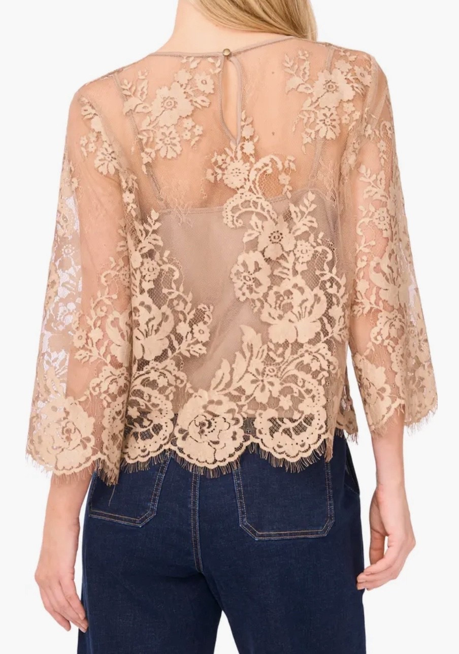 Fall top
Fall outfit
Blouse 
Top
Lace top
Bow top
