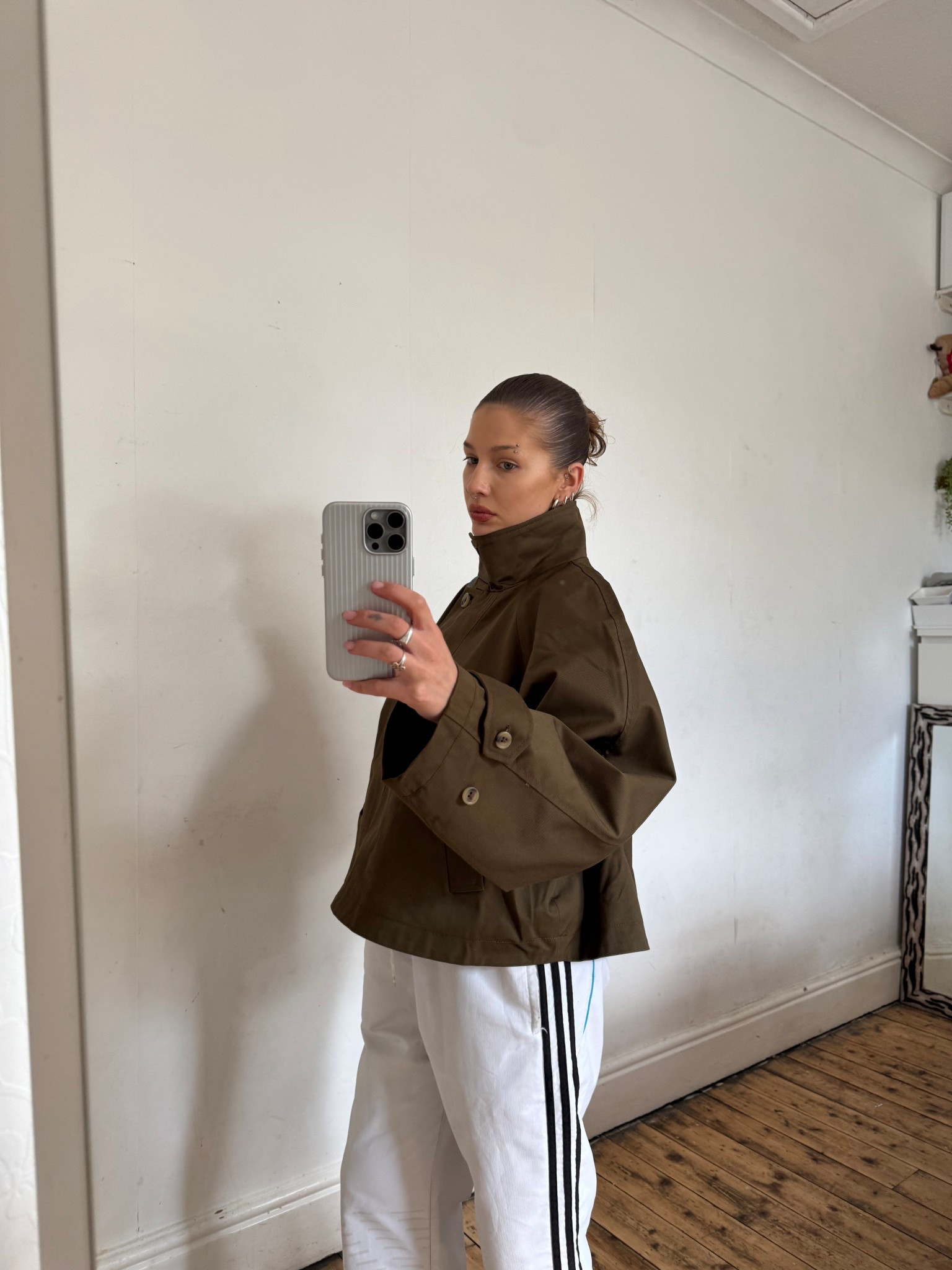 ASOS DESIGN cropped cape detail trench coat in khaki

#LTKeurope #LTKuk #LTKautumn