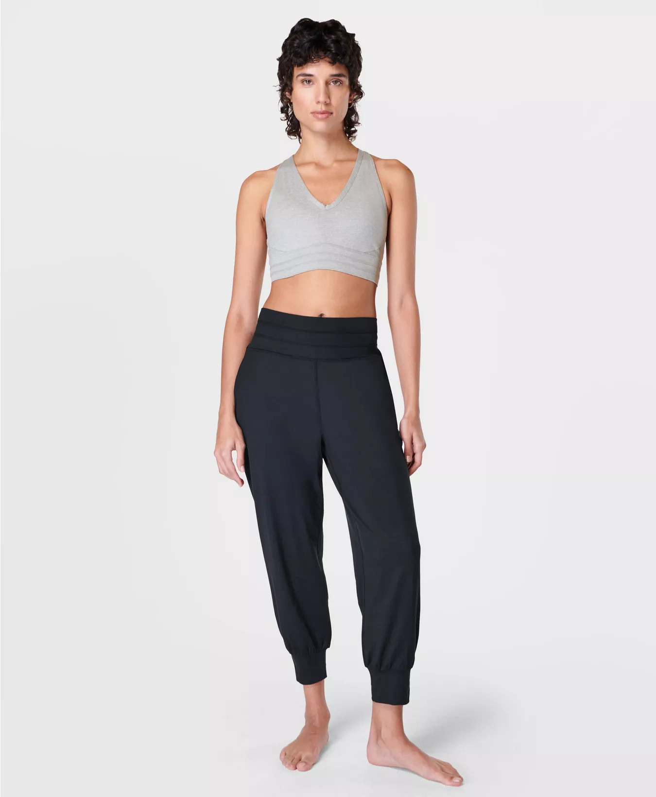 Gaia Yoga Capri Pants - Black | Women's Trousers & Yoga Pants | Sweaty Betty | Sweaty Betty UK