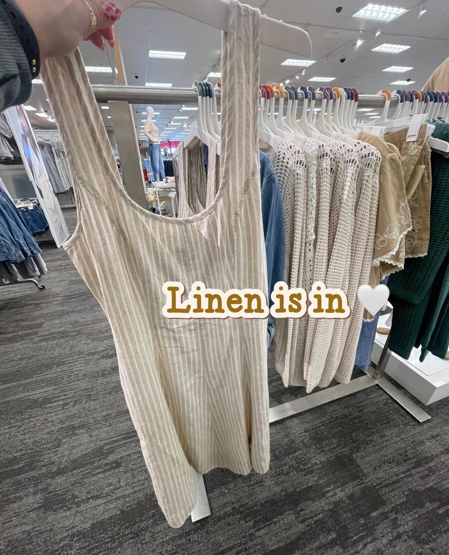 Linen is the spring and summer go to! @Target bringing in all of the cutest line pieces already and I’m here for it! Fits tts. 
#targetfinds #newattarget #target #springdresses #spring #dresses #summer #summerdress #linen

#LTKU #LTKSeasonal #LTKootd