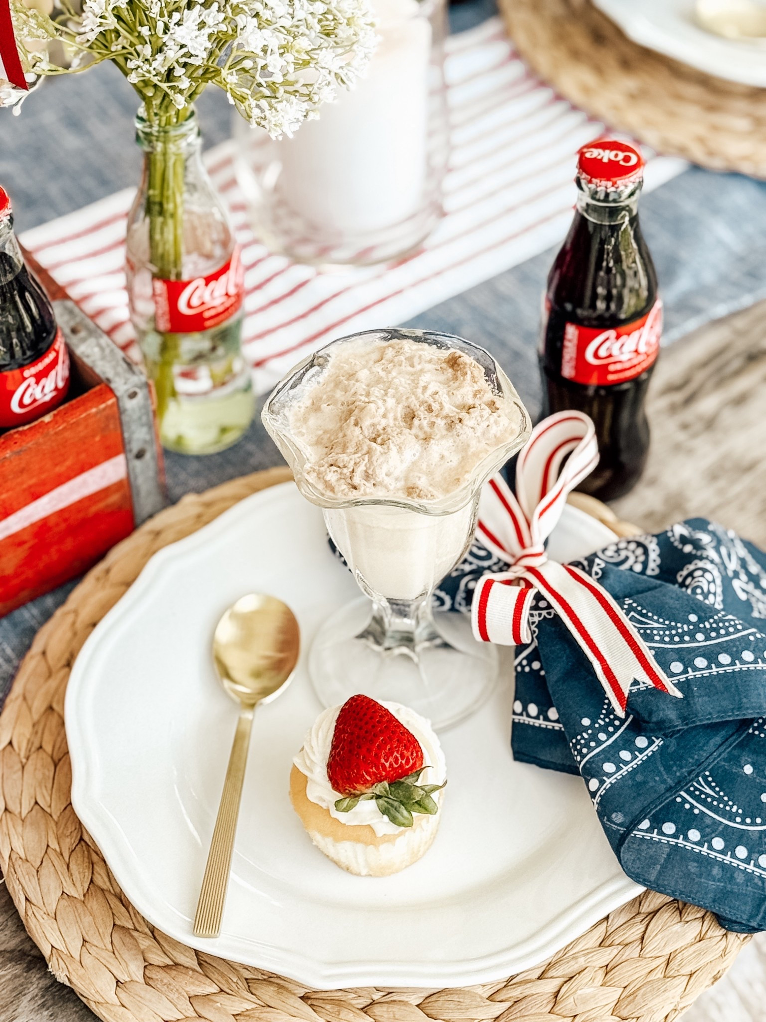 This gold flatware is my new favorite!! Affordable & Perfect for every season! #flatware #goldflatware

#LTKHome