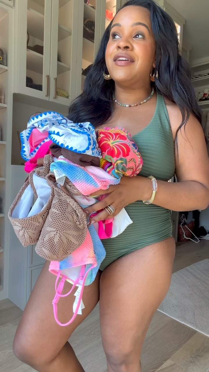 Amazon swim all under $36! Midsize & mom approved.


#LTKTravel #LTKMidsize #LTKSeasonal