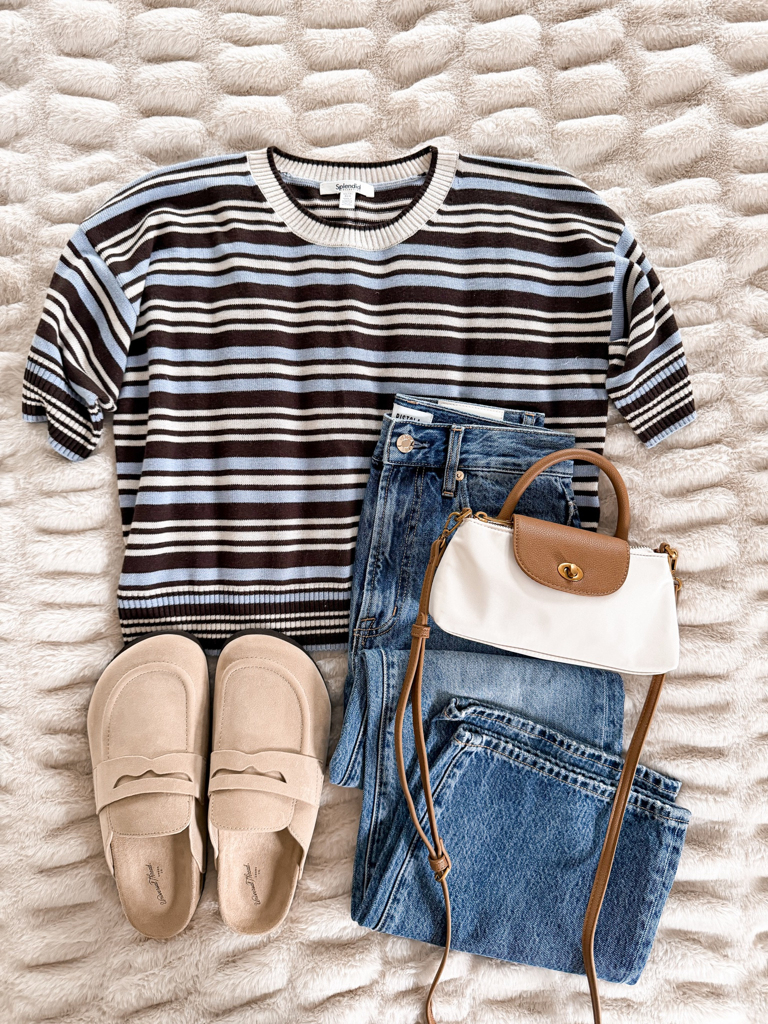 Love the colors in this sweater tee 😍

#LTKOver40 #LTKSeasonal #LTKmomlife