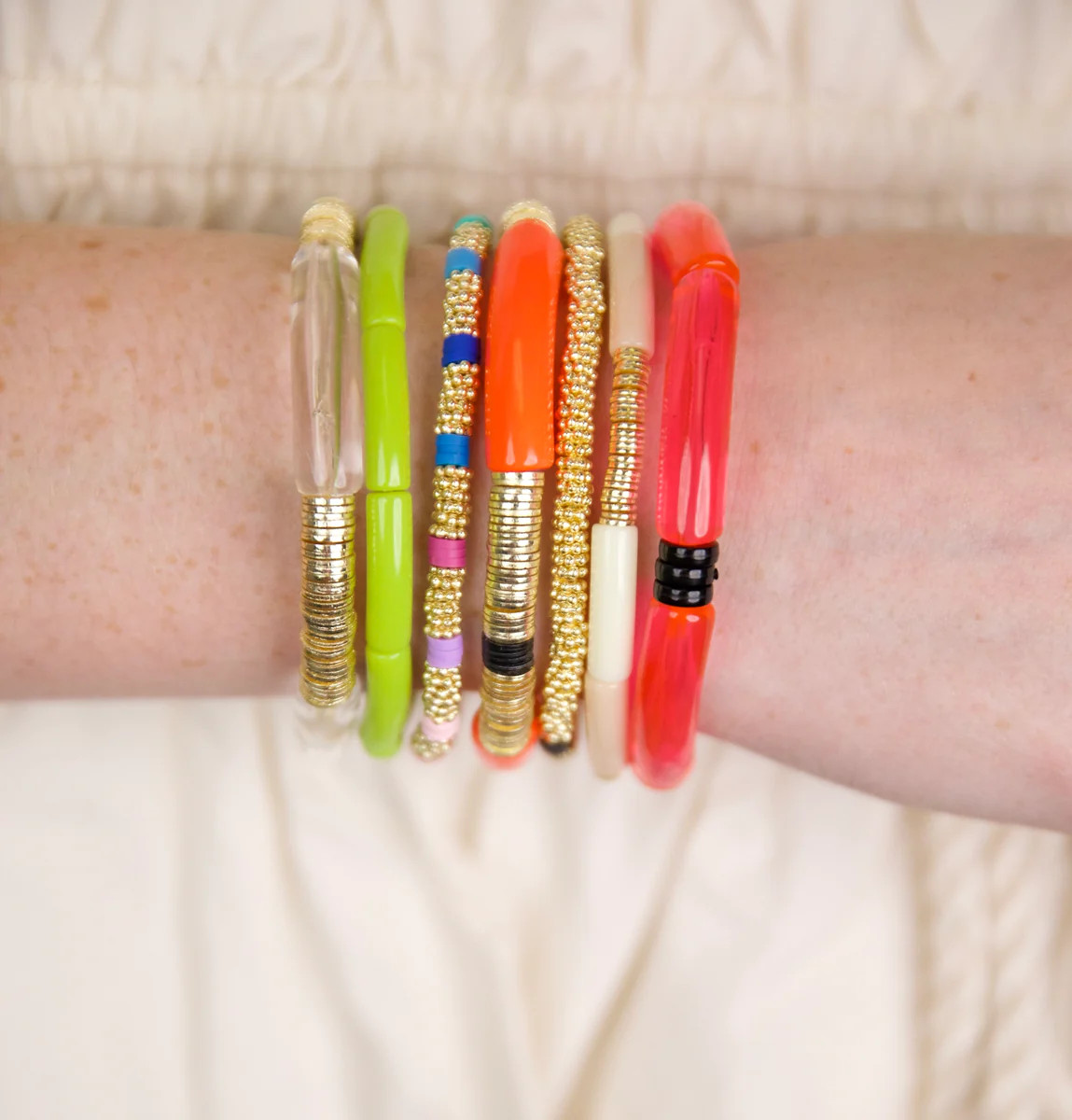 Liv Stack | Allie + Bess