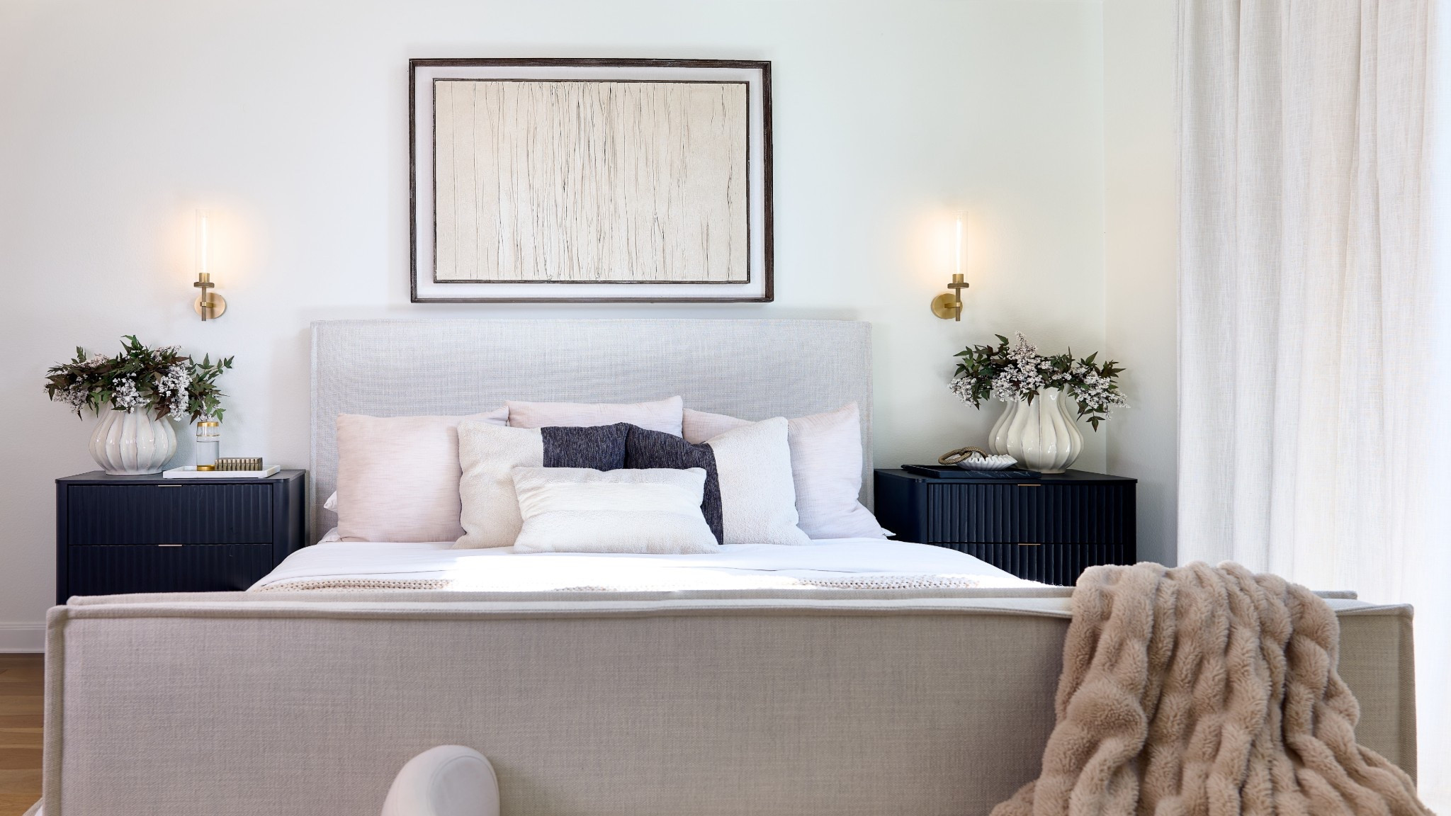 Bedroom Styling✨

Bedroom
Nightstand 
Bed frame
Bench
Loloi rug
Bedding 

#LTKHome