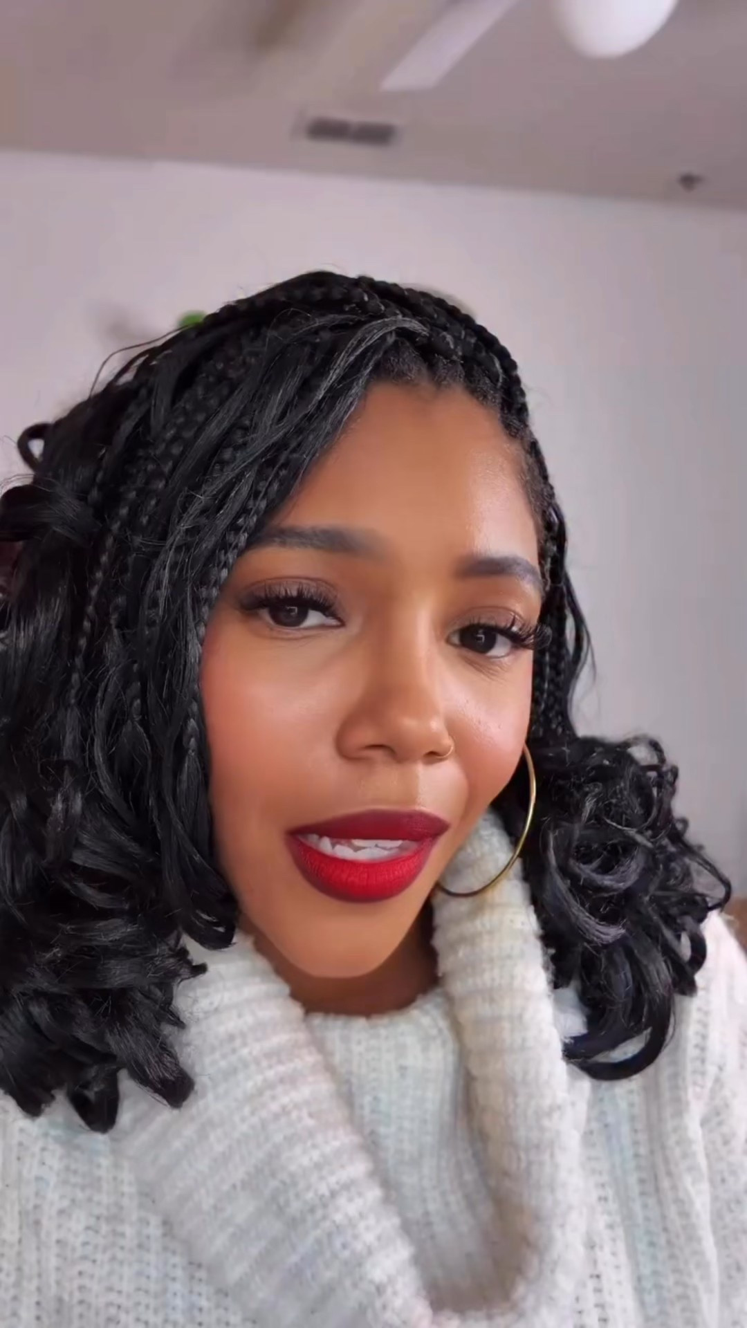 Perfect Holiday red lipstick 

#LTKGiftGuide #LTKHoliday