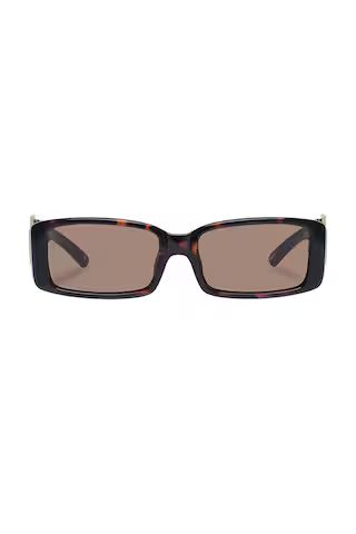 Le Specs Cruel Intentions in Tort & Teak Mono from Revolve.com | Revolve Clothing (Global)