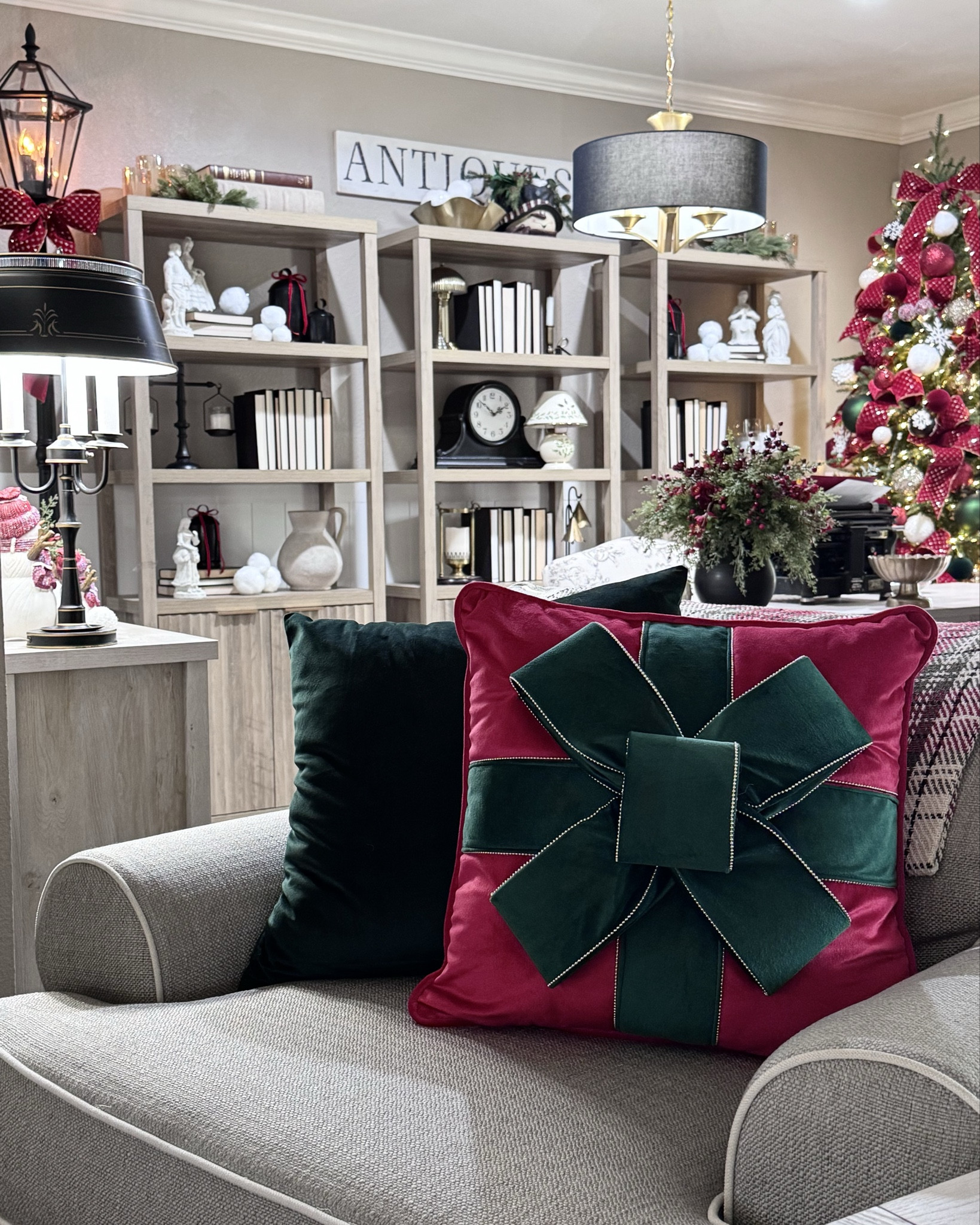 Christmas Study Inspiration 

#LTKHome #LTKHoliday #LTKSeasonal