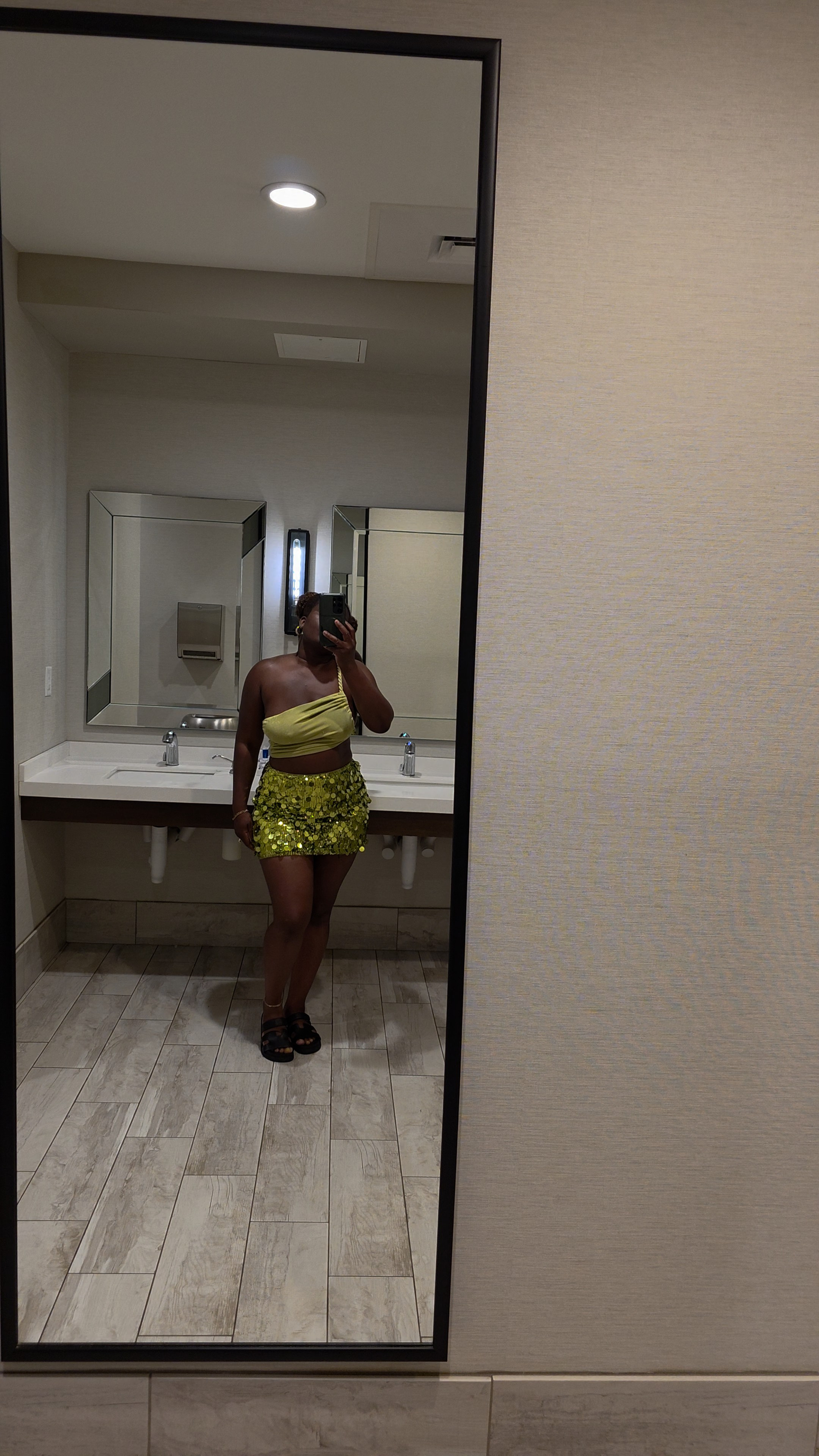 Date night iutfit, green outfit, ootd, mini skirt, sequin, summer ootd 

#LTKgrwm #LTKMidsize