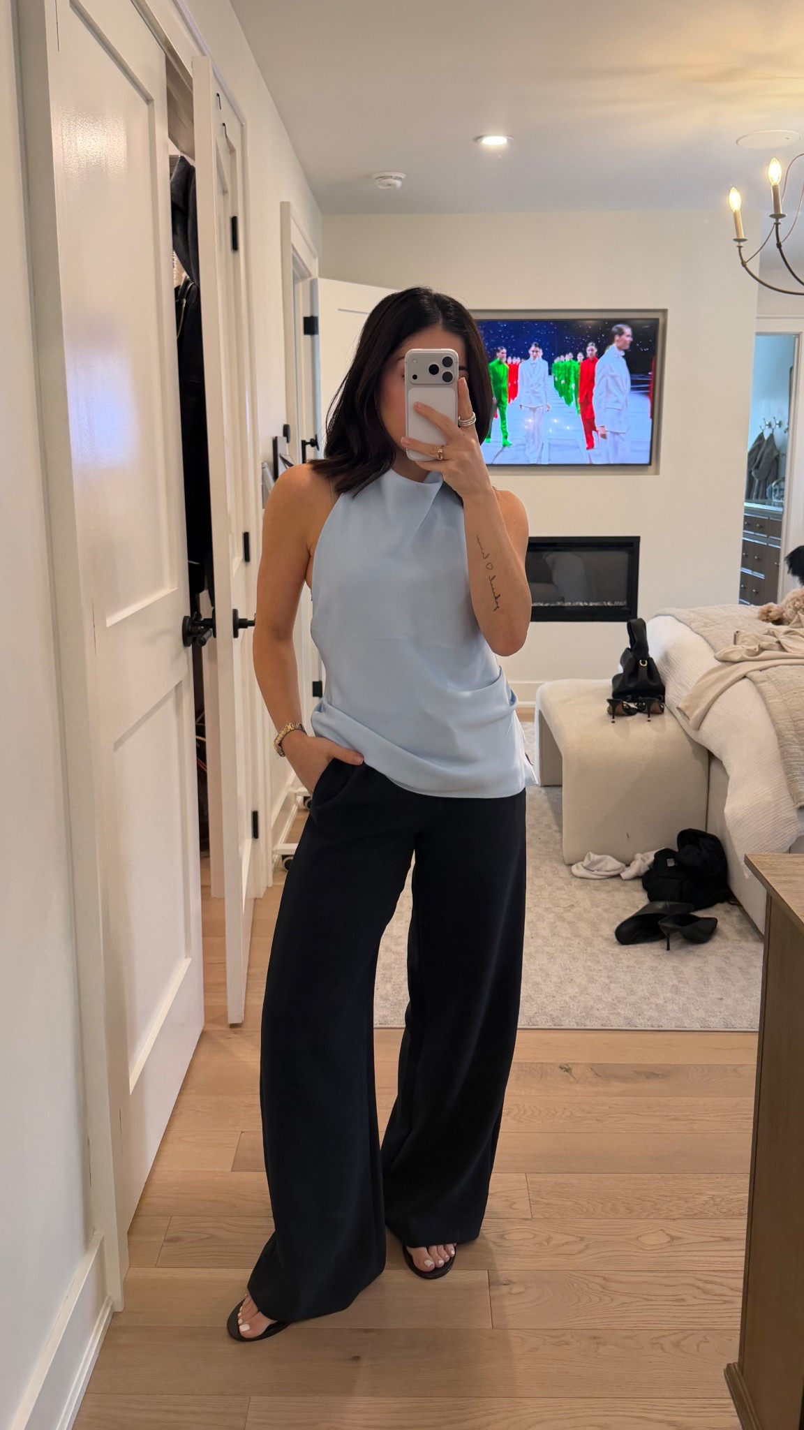 Top - size 4
Pants - size XS

#LTKcanada #LTKtravel #LTKworkwear