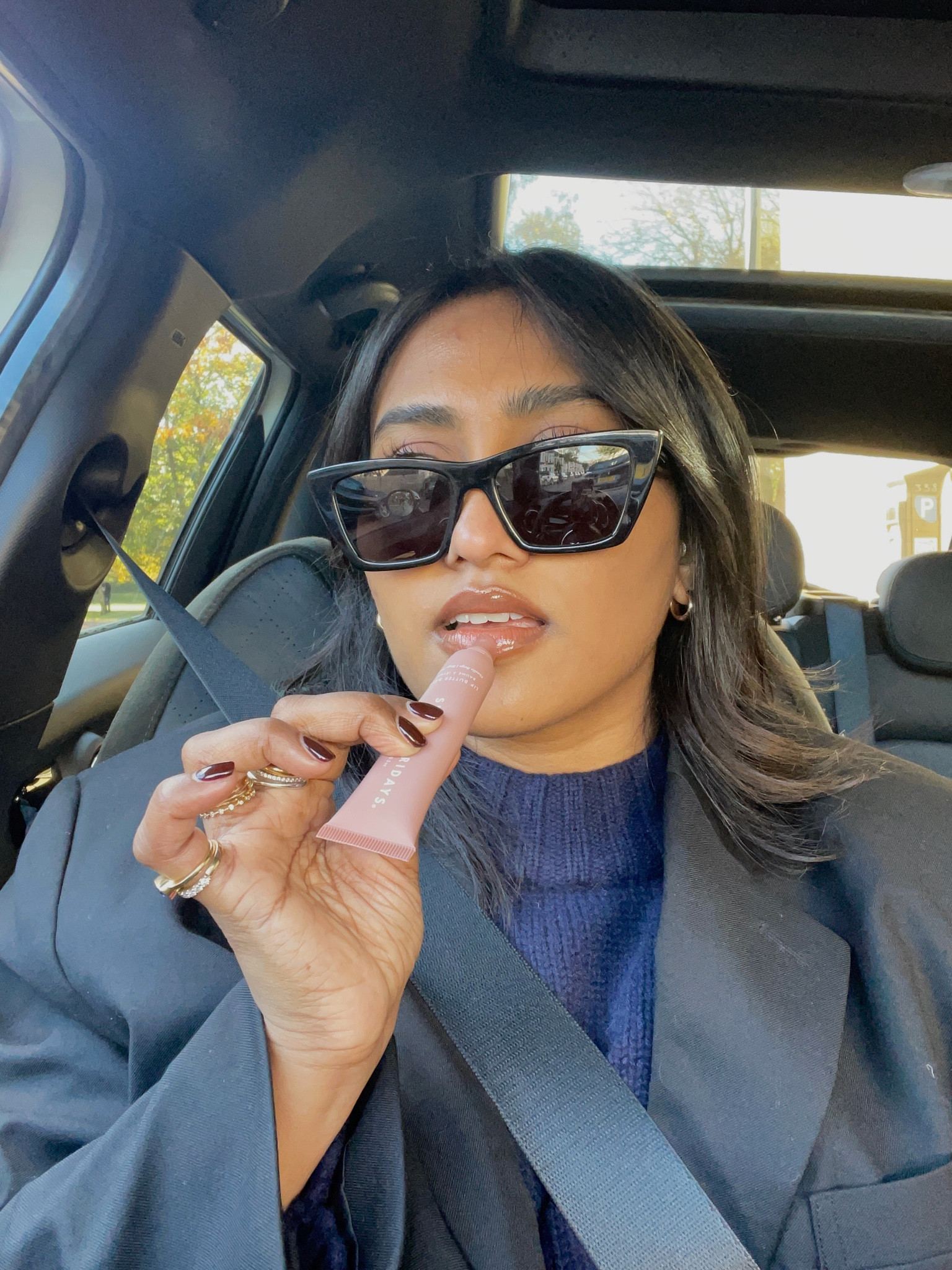 Summer Fridays vanilla beige 
