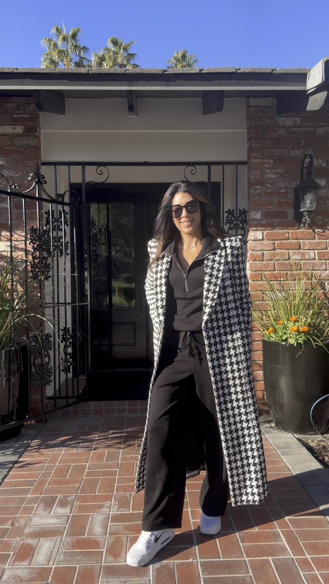 My go to casual yet chic outfit  

#LTKStyleTip #LTKFindsUnder50 #LTKSeasonal