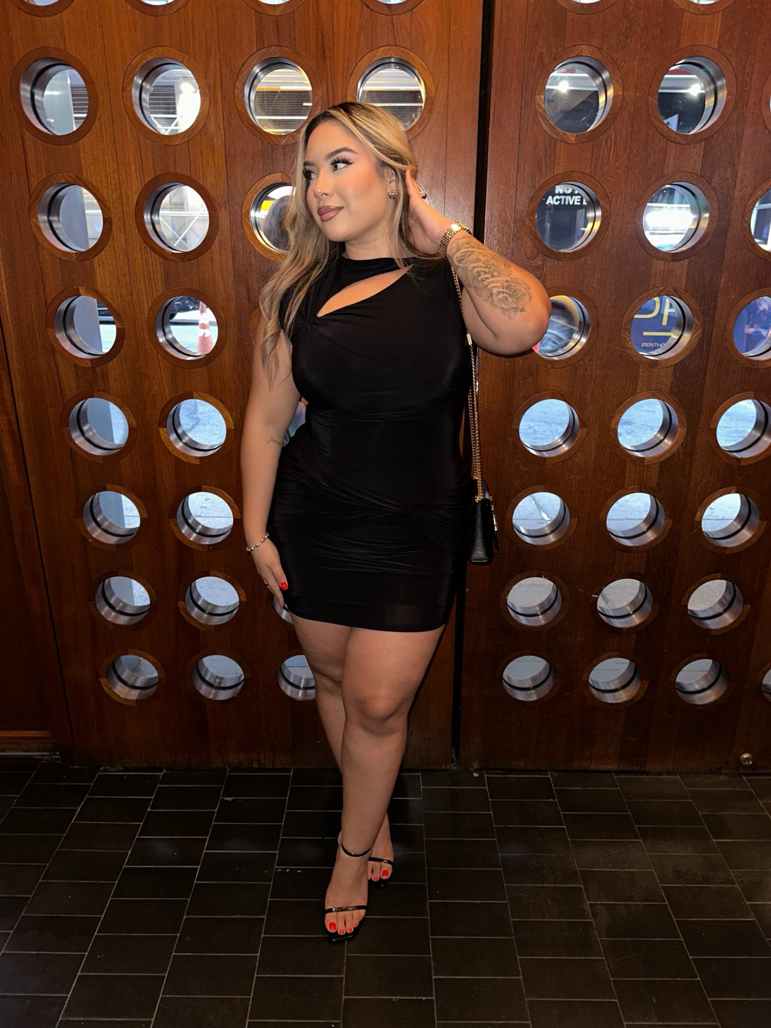 Dinner Outfit🥂

Wearing a size L - TTS and super comfy🥰

#LTKStyleTip #LTKParties #LTKMidsize