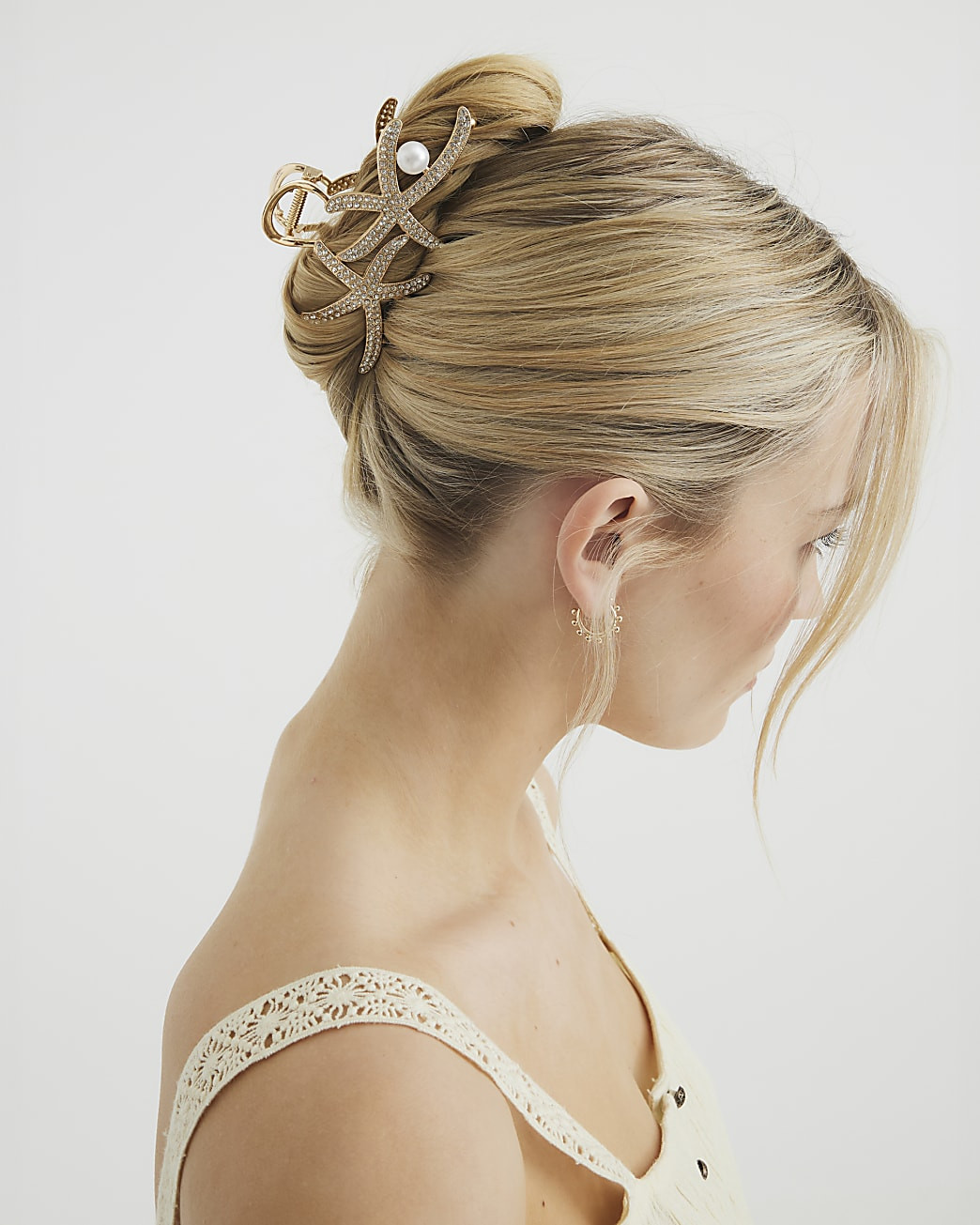Gold Starfish Claw Clip | River Island UK & IE