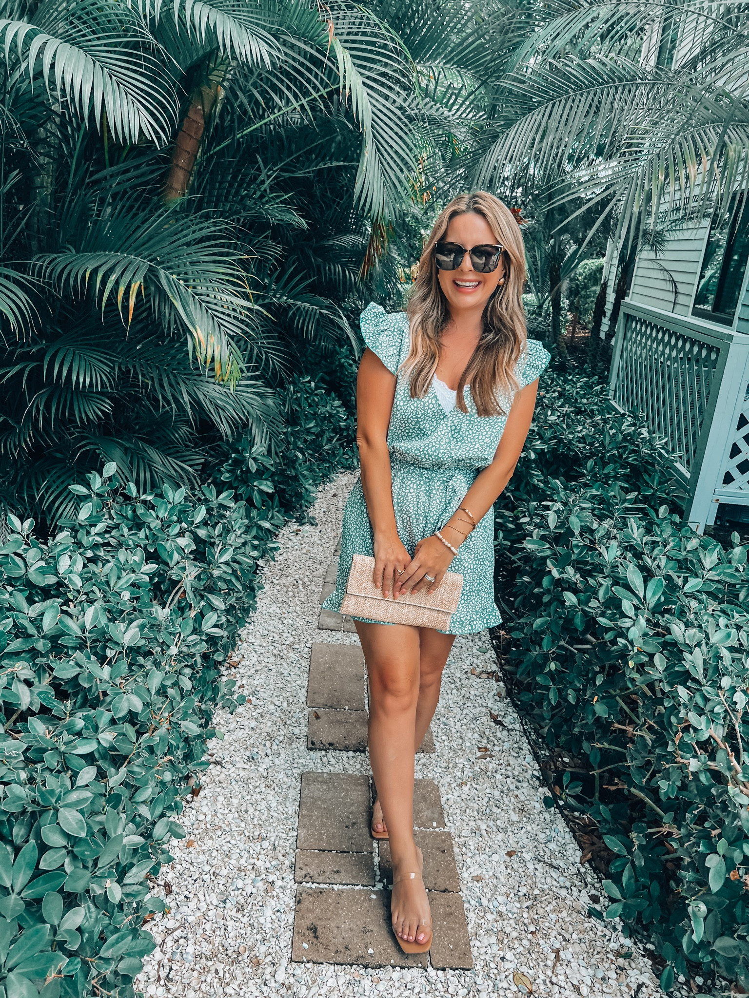 Cute summery romper — great while on vacation too! 

#LTKfindsunder50 #LTKstyletip #LTKSeasonal