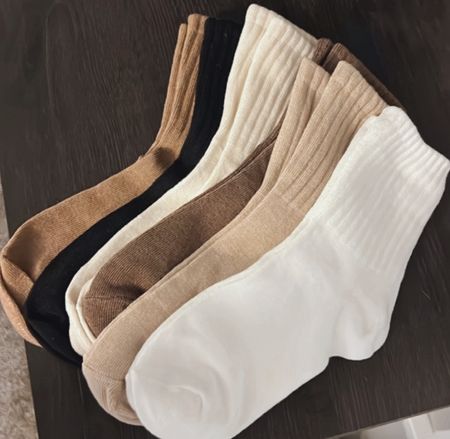 Loving these nude socks! Perfect for both short and tall boots this fall & winter🤎

Socks • Beige • Amazon • Tan • Cream • Tall socks • Soft socks • Mid high socks • Boots • Fall fashion • Warm socks

#LTKfindsunder50 #LTKSeasonal #LTKstyletip