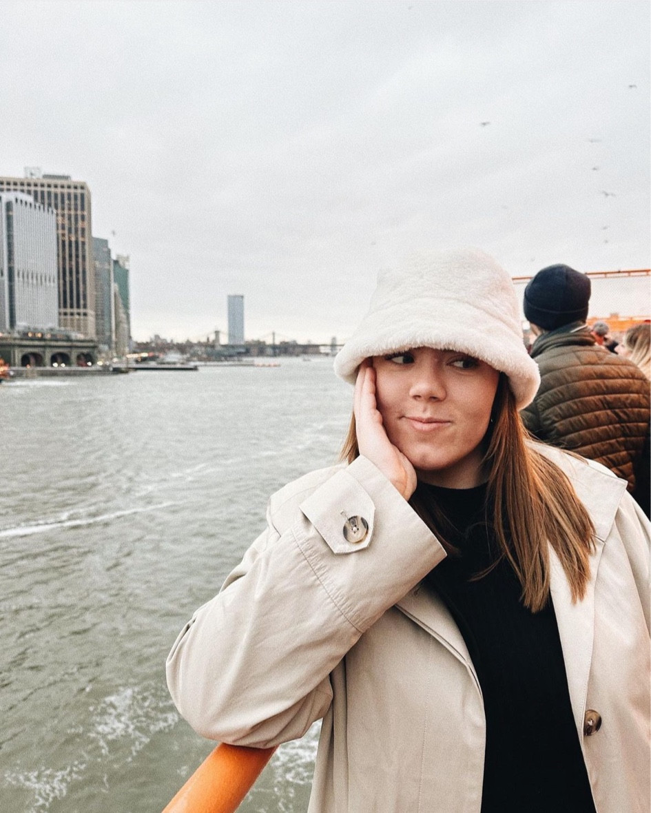 Winter OOTD in New York!
#newyorkcity #nyc #fashion #weekday #winter #cold 

#LTKeurope #LTKtravel #LTKSeasonal
