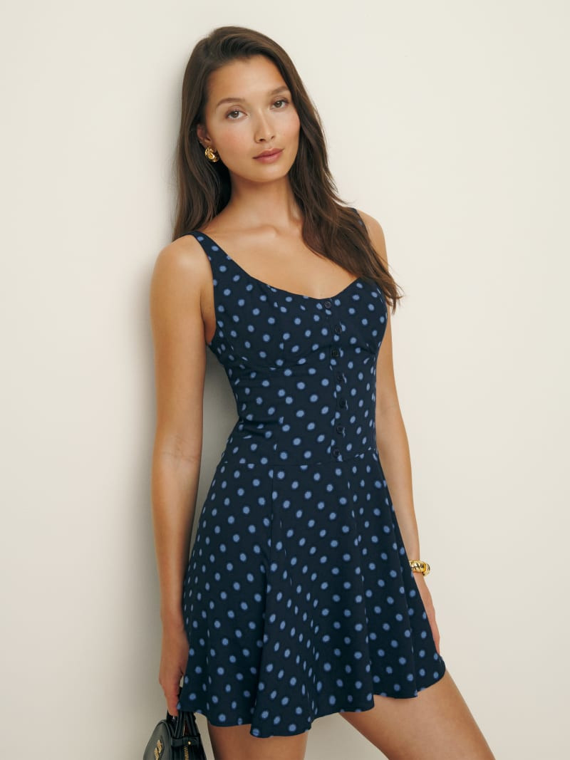 Valencio Dress | Reformation (Global)