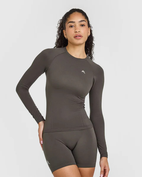 Go To Seamless Fitted Long Sleeve Top | Deep Taupe | Oner Active (UK / US)