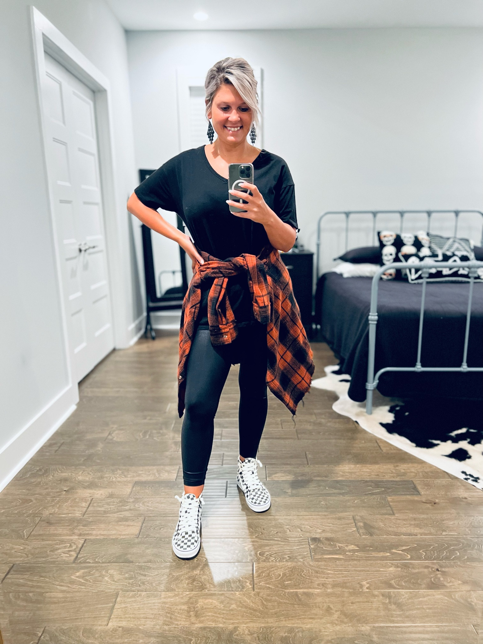 ways to style the best vans sneakers with leggings && a flannel 🖤🤍

flannel - old but linked similar 
tshirt - aerie
leggings - aerie | of course 🖤
sneakers - vans

#LTKstyletip #LTKshoecrush #LTKunder100