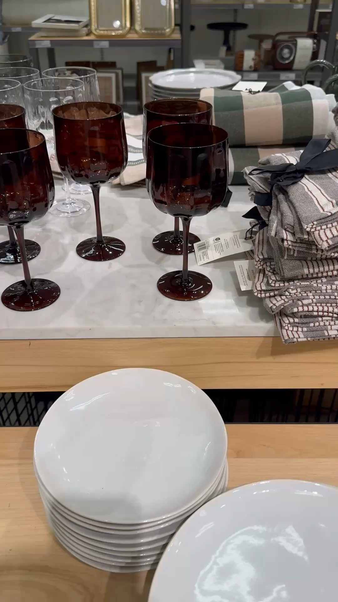 Chocolate brown wine glasses for fall tabletop decor, home entertaining, fall decor

#LTKHome #LTKdayinmylife #LTKSeasonal