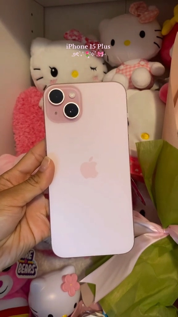 Pink Obsession🩷🎀
Pink iPhone 15 Plus 

#LTKFamily #LTKU #LTKVideo