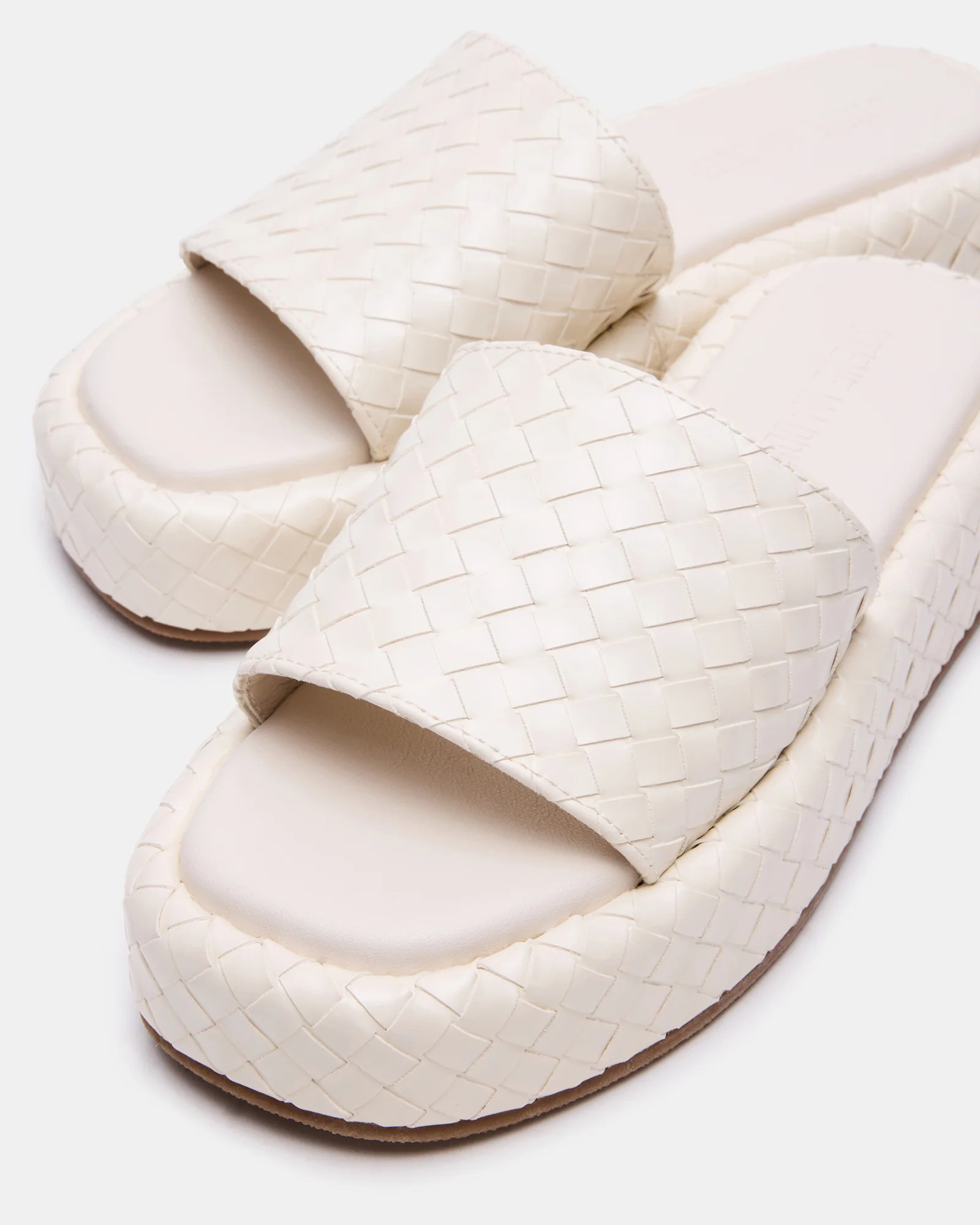 Beachy Quilted Bone | Steve Madden (US)