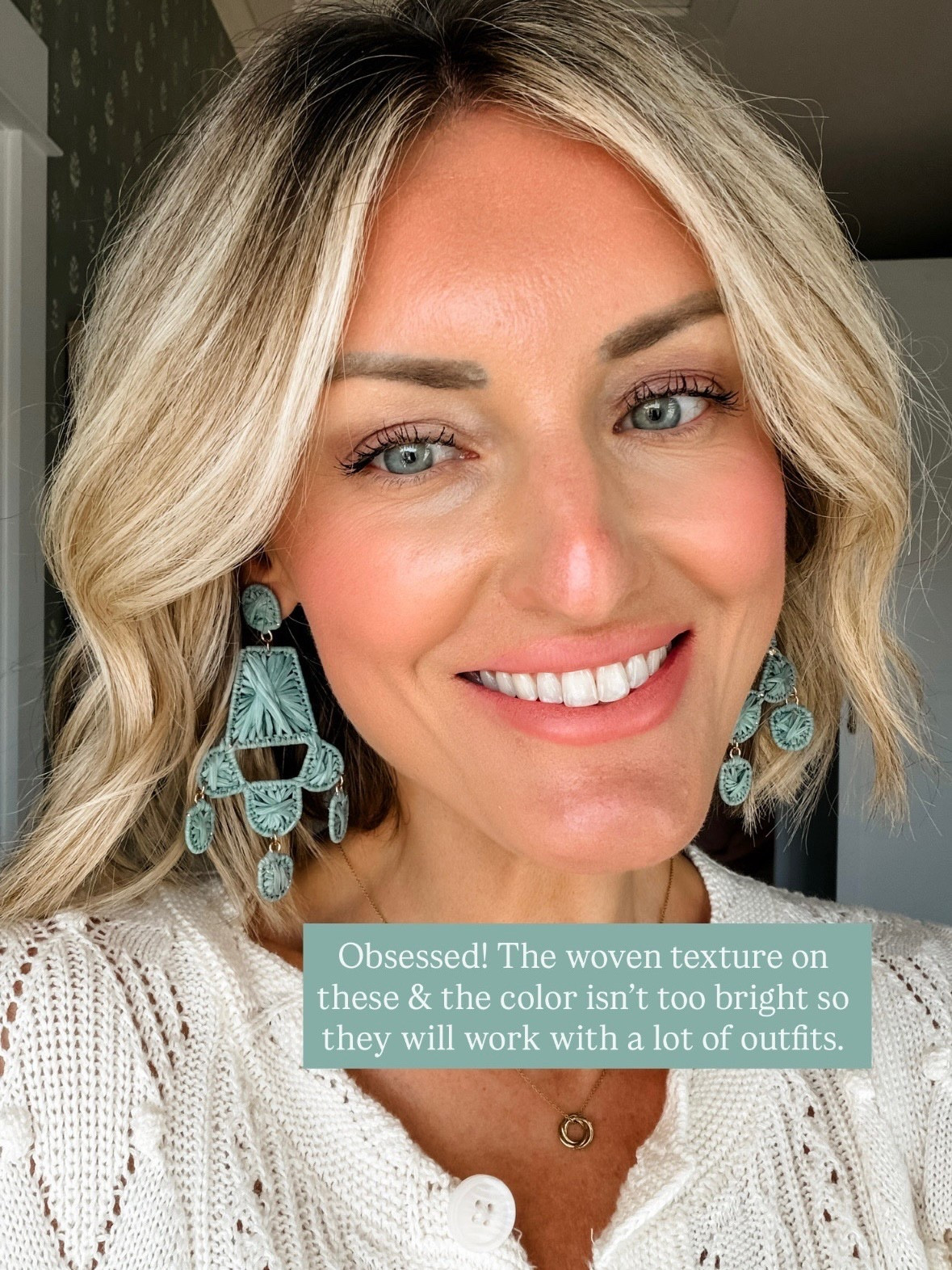 How cute are these statement earrings?! I love the woven texture!

Loverly Grey, statement earrings, statement jewelry, statement accessories 

#LTKootd