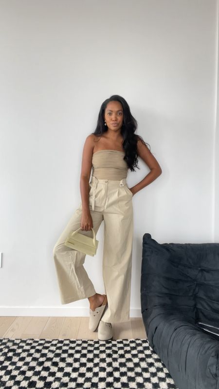 30 Days of Fall Outfits: Transitional style, Casual chic, minimalist style, fall outfit, fall 2022 outfit, neutral outfit, effortless chic, Jacquemus  outfit

Note: original top + trousers are Princess Polly 