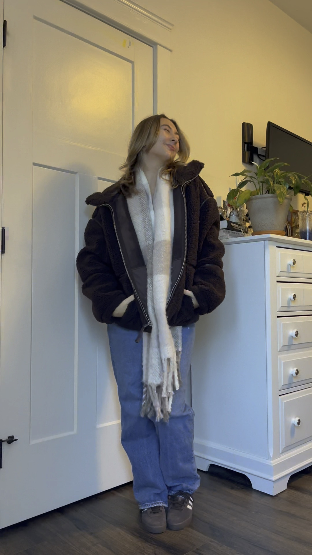 Winter girly outfit

#girlystyle #abercrombie #adidas #hollister #ootd #outfitoftheday

#LTKstyletip #LTKSeasonal #LTKshoecrush