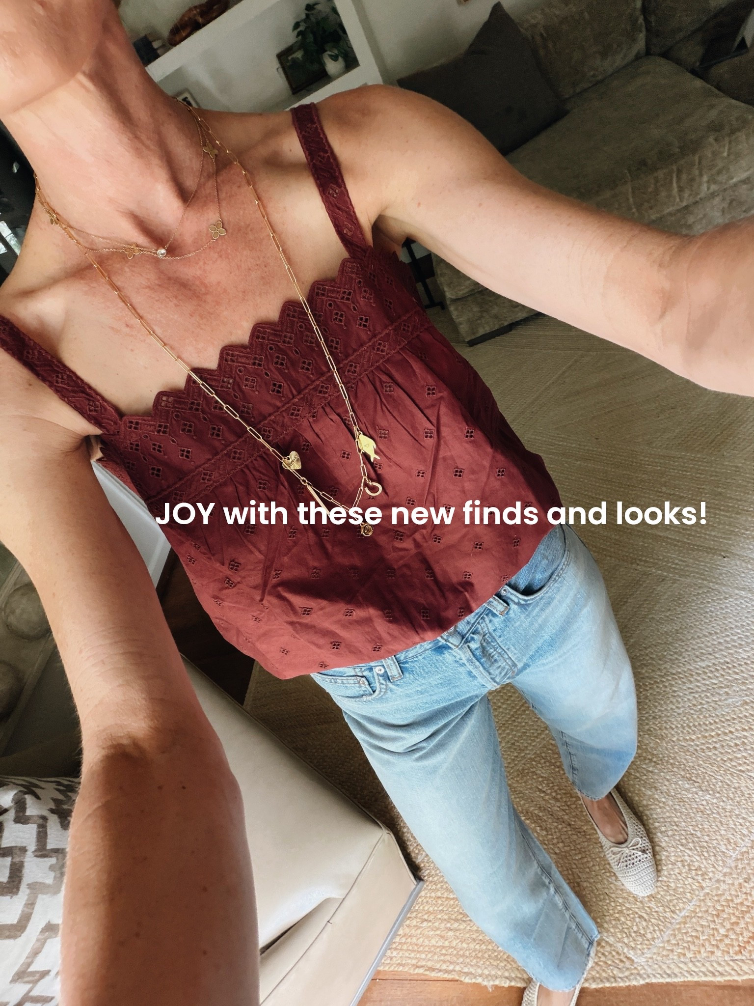 So many good ones!
Sizes :
26 jeans
Small tops 
M Amazon jacket 
M sweater Amazon 
Small Amazon set 
Small Zara tee
Small anthro dress brown 
Small Walmart jacket