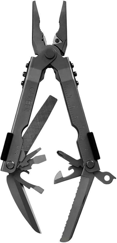 Gerber Gear MP600 14-in-1 Multi Tool - Knife, Pliers, Wire Crimper, Screwdriver - Camping Surviva... | Amazon (US)
