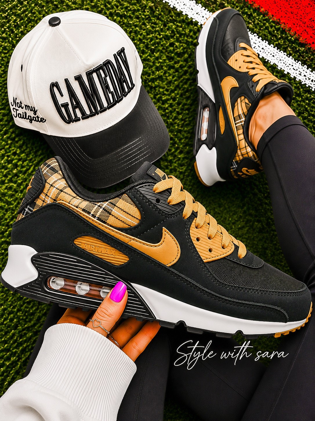 🏈🤎 GAME DAY GIRLS… THESE ARE A NEED!! 🤎🏈

Nike just dropped these plaid Air Max 90s and I am OBSESSED!! 😍🍂 These are giving the ultimate game day + fall vibes!

The Nike Air Max 90 is already a customer favorite because they’re insanely comfortable with that signature Air cushioning that keeps your feet happy all day long. 🙌

And can we talk about that plaid?! 🤎❤️ It’s the perfect touch for football games, tailgates, pumpkin patches, and all your favorite fall outfits! 🍁🏈

⚡️ Don’t wait on these! The cutest colorways and sizes always disappear FAST.

👇 Comment PLAID and I’ll send you the link before your size is gone! 🛍️🔥

#LTKootd #LTKgrwm #LTKmomlife