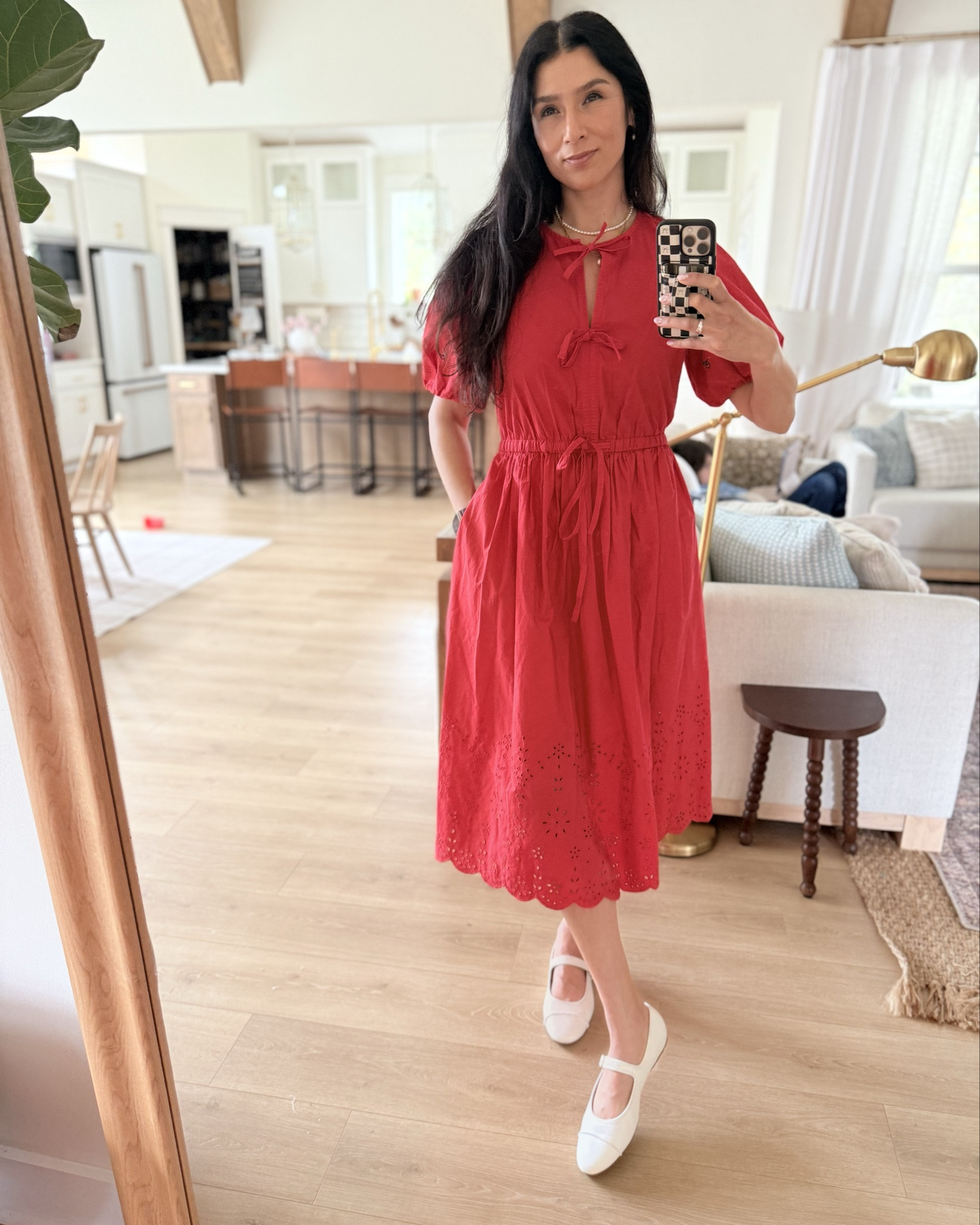 Dress with POCKETS! The top bow is functioning. $34!

#LTKStyleTip #LTKFindsUnder50 #LTKWorkwear